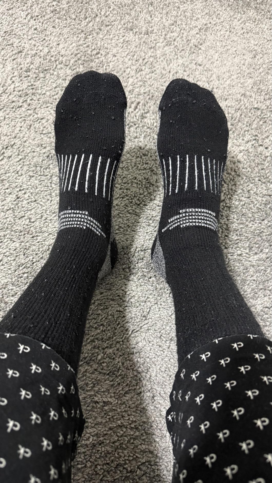 Buttons & Pleats Premium Merino Wool Hiking Socks Outdoor Trail Crew Socks customer photo 1