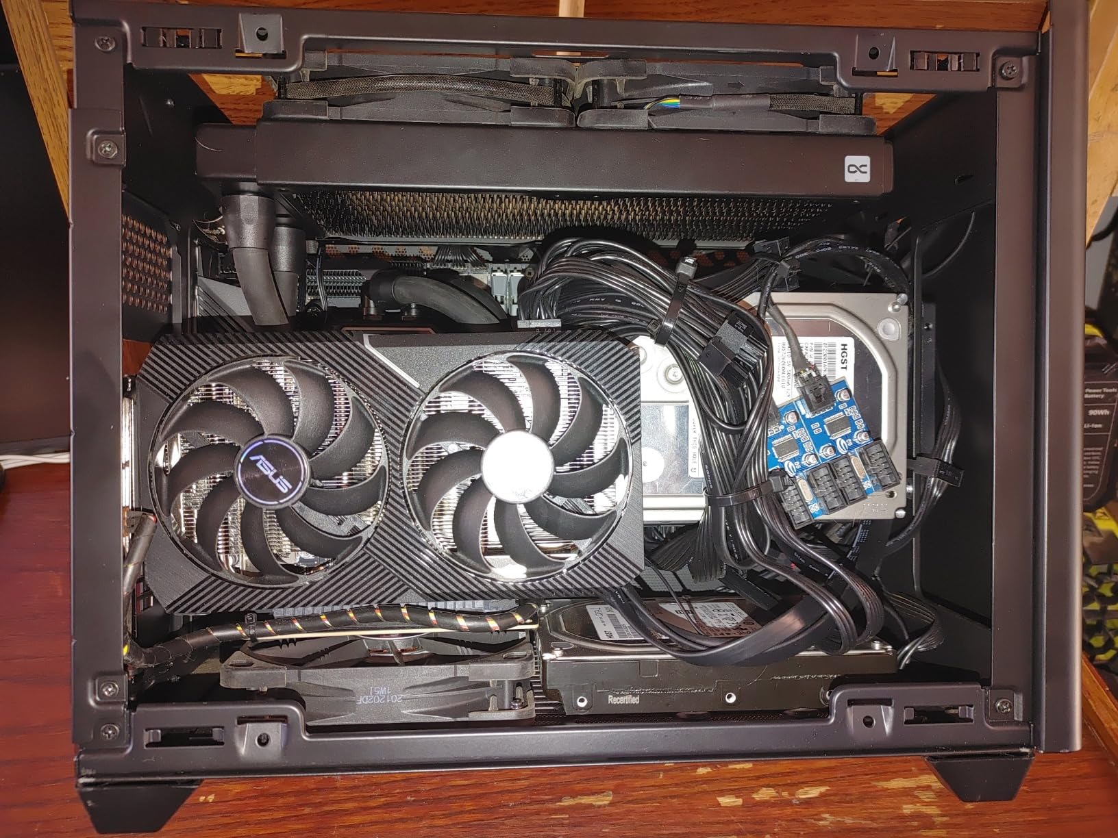 Cooler Master NR200P V2 Mini-ITX PC Case, SFX PSU Ready, 280mm AIO Support, 357mm Vertical GPU Mount, Tempered Glass, DIY Friendly customer photo 2