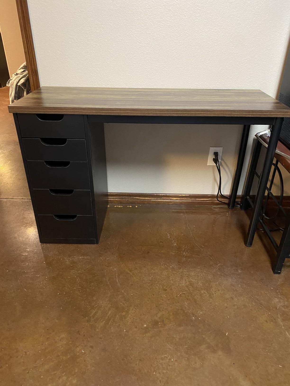 Tribesigns Computer Desk with 5 Drawers, 47 inches Rustic Brown Home Office Desk with Storage, Modern Simple Laptop Desk Study Writing Table for Small Spaces (Reversible Drawer Cabinet) customer photo 2
