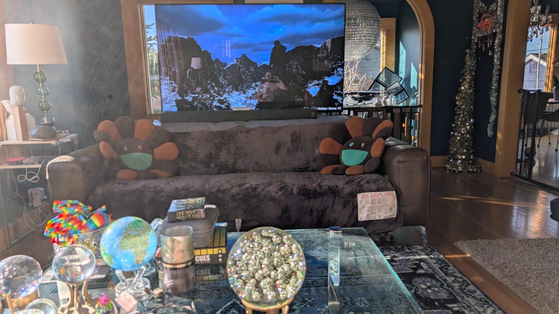 Samsung 43-Inch Class Neo QLED 4K QN90D Series Mini LED, Neo Quantum HDR+ Smart TV w/Dolby Atmos, Object Tracking Sound+, Motion Xcelerator, Real Depth Enhancer Pro, Alexa Built-in (QN43QN90D, 2024) customer photo 1