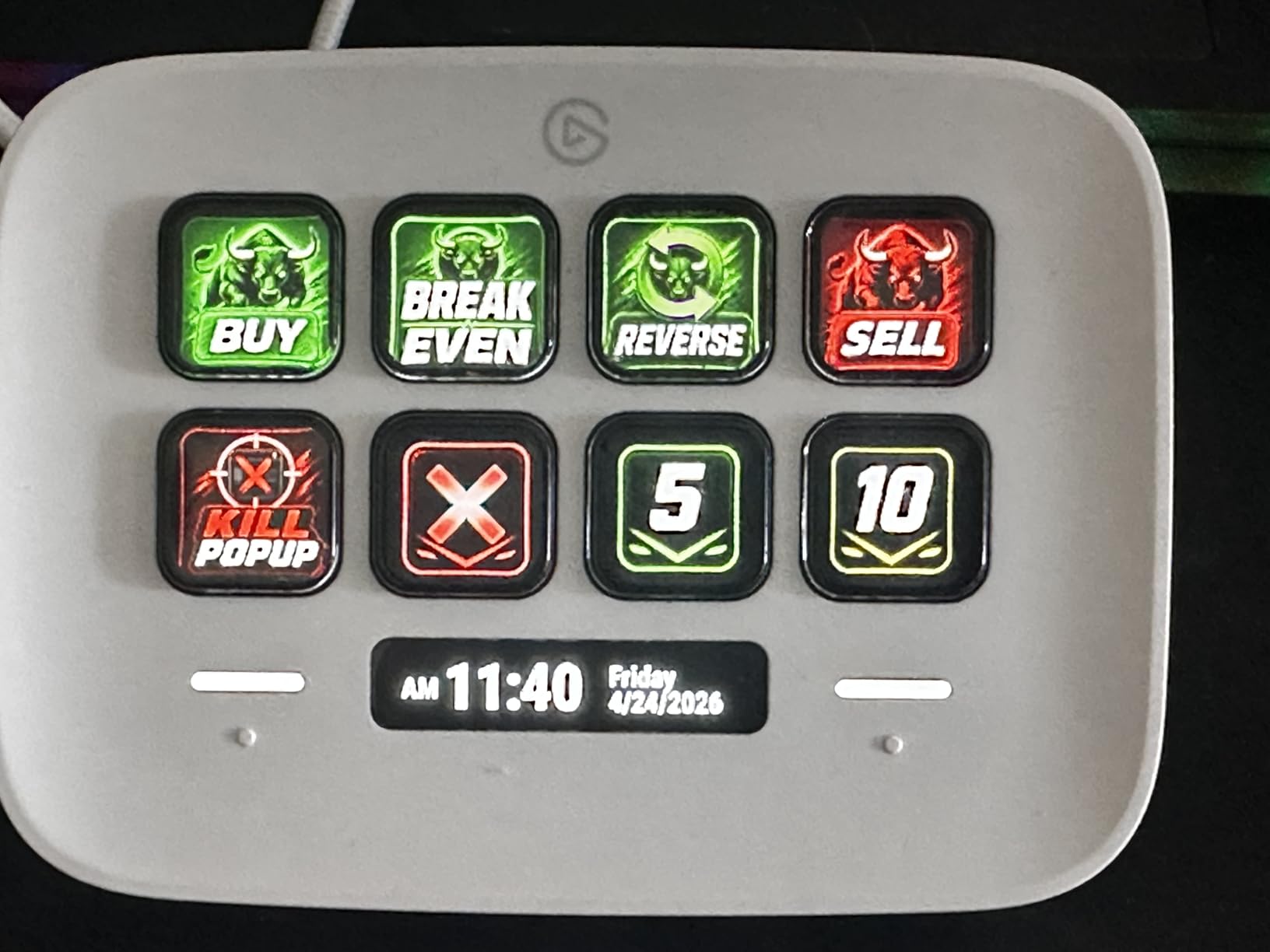 Elgato Stream Deck Neo - 8 Customizable Keys, 2 Touch Points, Speed Through Tasks & Workflows, Drag-'n-Drop Setup - Works with Mac & PC customer photo 2