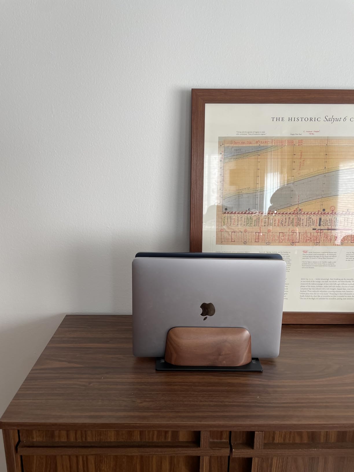 Vertical Laptop Stand, Dual Slot Wooden Laptop Holder Vertical for Desk, Width Adjustable Dock for MacBook Pro and Other Laptops customer photo 1
