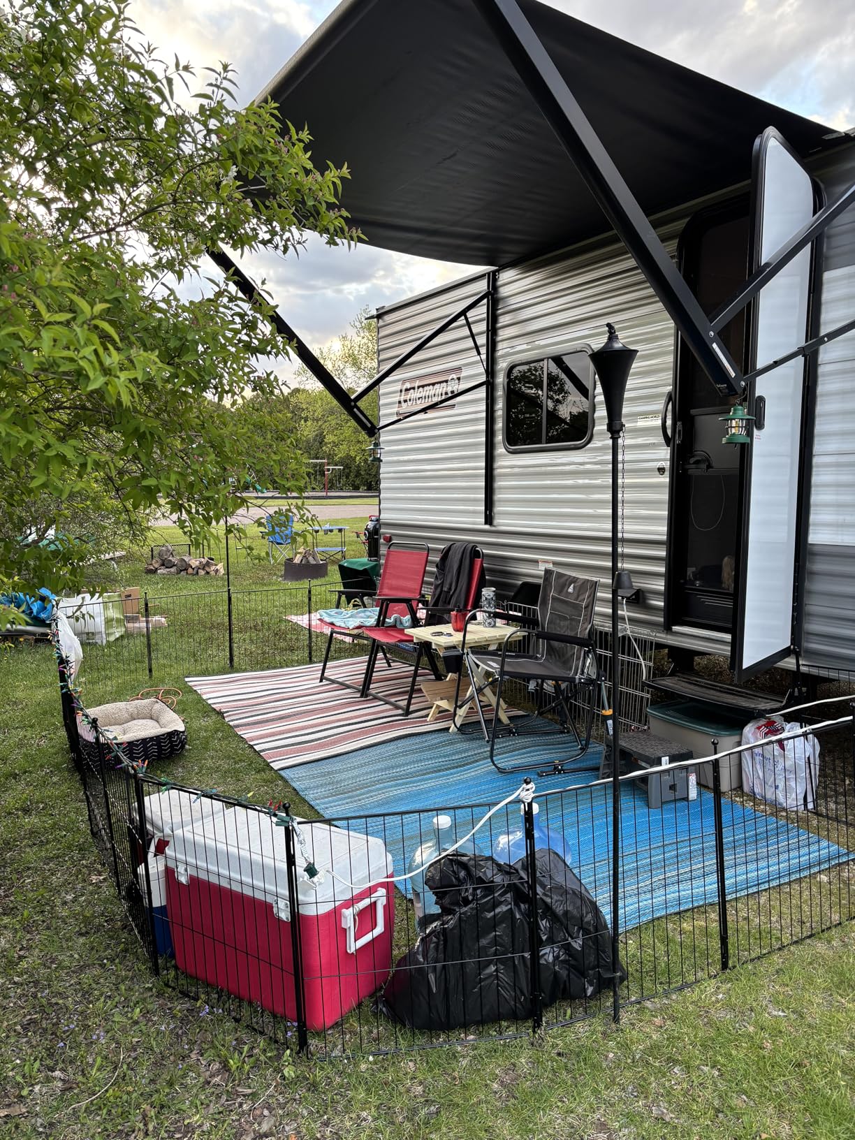 FXW MiniPaws Unleashed Dog Playpen, Expandable & Portable Design for Yard, RV Camping and Indoor Use, for Puppies and Small Dogs, 20-inch 8 Panels customer photo 2