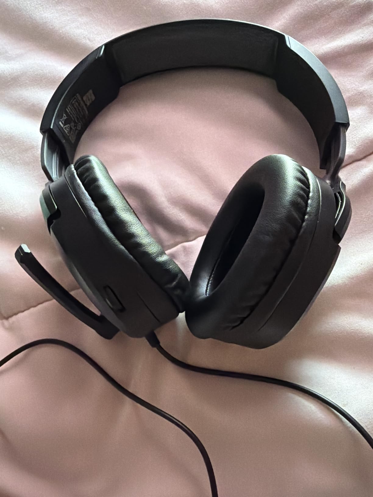 Turtle Beach Recon 70 Multiplatform Gaming Headset for PS5, PS4, Xbox Series X|S, Xbox One, PC & Mobile w/ 3.5mm Wired Connection - Flip-to-Mute Mic, 40mm Speakers, Lightweight Design - Black customer photo 2