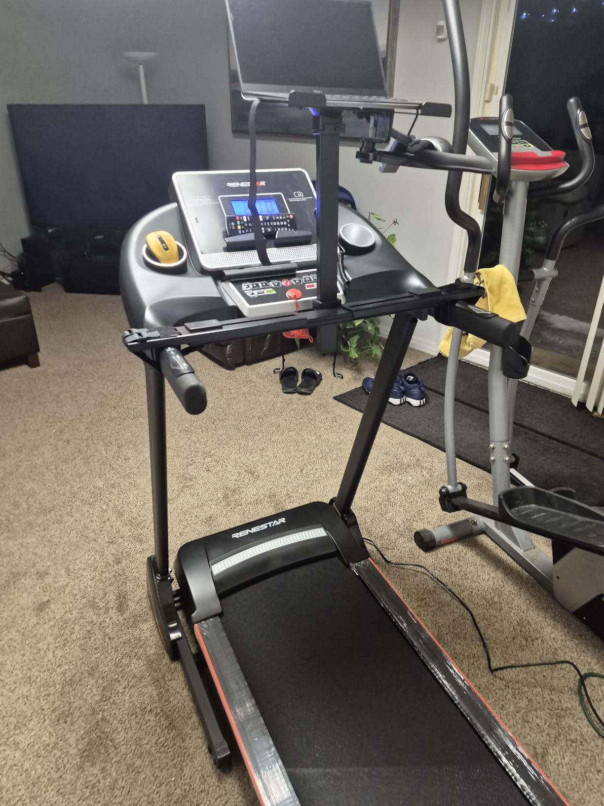 RENESTAR Treadmills for Home with 0-15% Auto Incline, 3HP Folding Treadmill with Bluetooth & Pulse Monitor, 300LBS Capacity customer photo 2