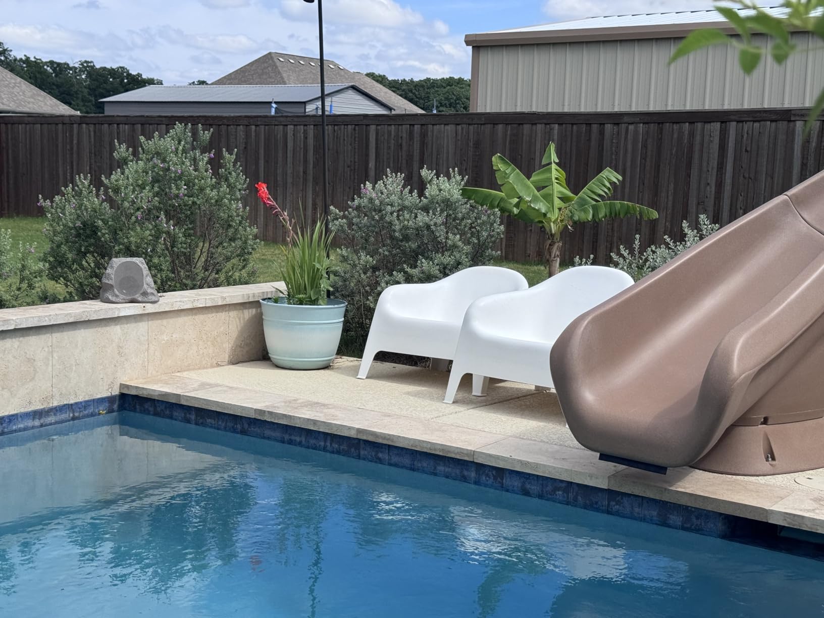 Victrola Rock Speaker Connect, Stone, Wireless Outdoor with Bluetooth 5.3, 22-Hour Battery Life, with Solar Charging, Link Up to 20 Rock Speakers, IP65 Water & Dust Resistant customer photo 2