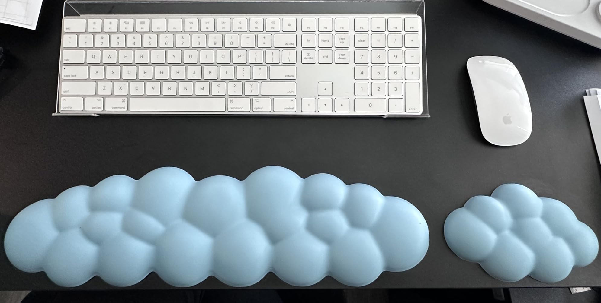 Sushret Cloud Wrist Rest Keyboard, Cloud Keyboard Wrist Pad Set with PU Leather Memory Foam, Cute Arm Rest for Palm Support, PC/Gaming Desk Accessories/Office Setup/Computer Hand Cushion - White customer photo 1