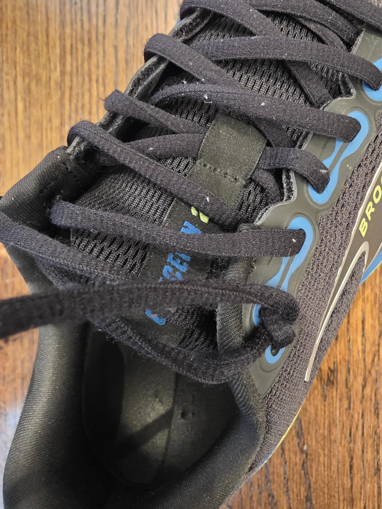 Brooks Men's Glycerin 22 Neutral Running Shoe customer photo 1