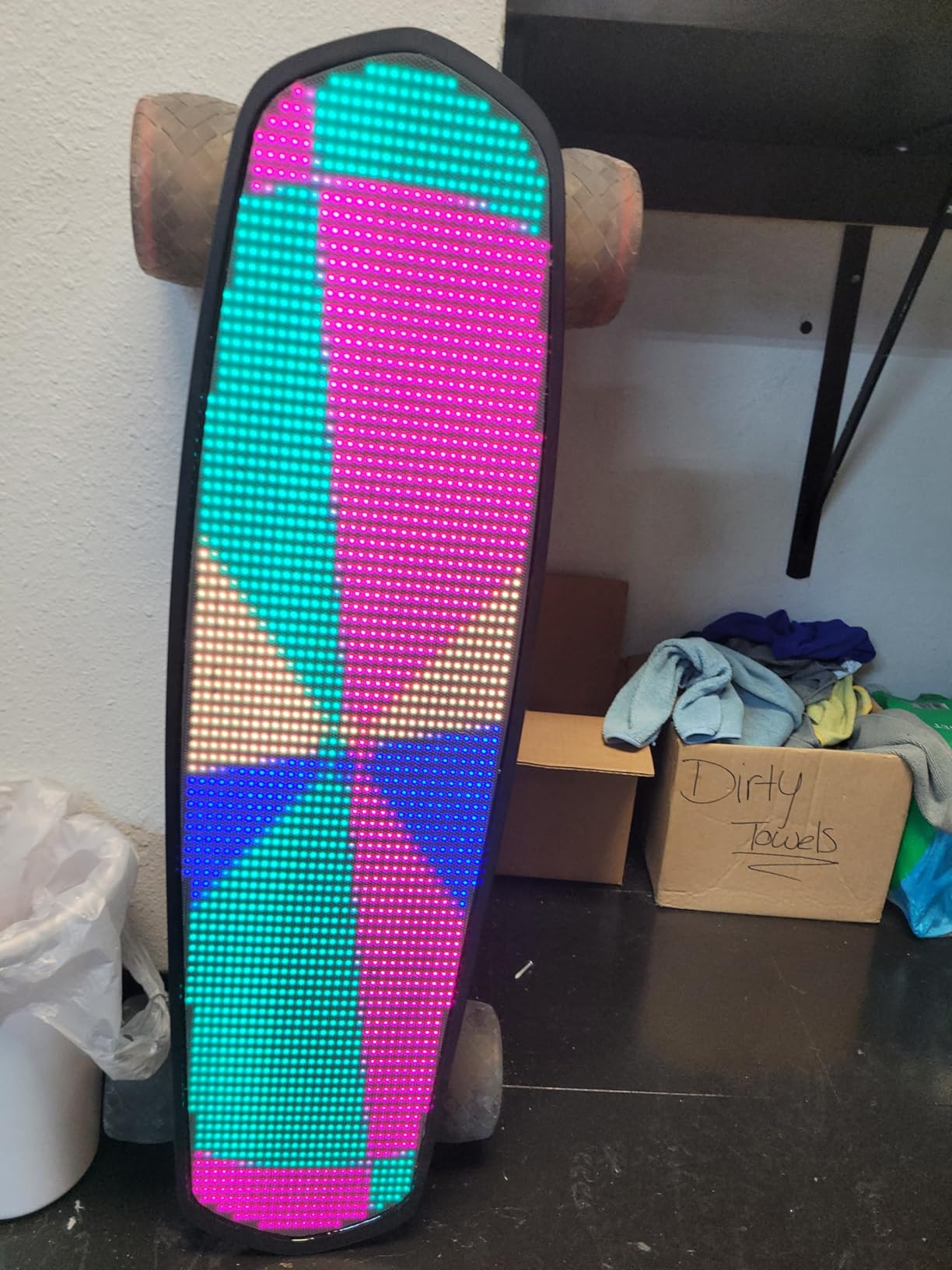 Electric Skateboard with Remote, Dual 600W Motors, Swappable Battery, Up to 28 MPH, 12-25 Miles Range, 4 Speed Modes, Electric Longboard for Adults & Beginners customer photo 1