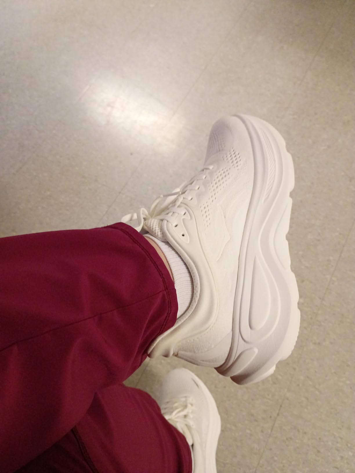 Hoka Womens Bondi 9 customer photo 1
