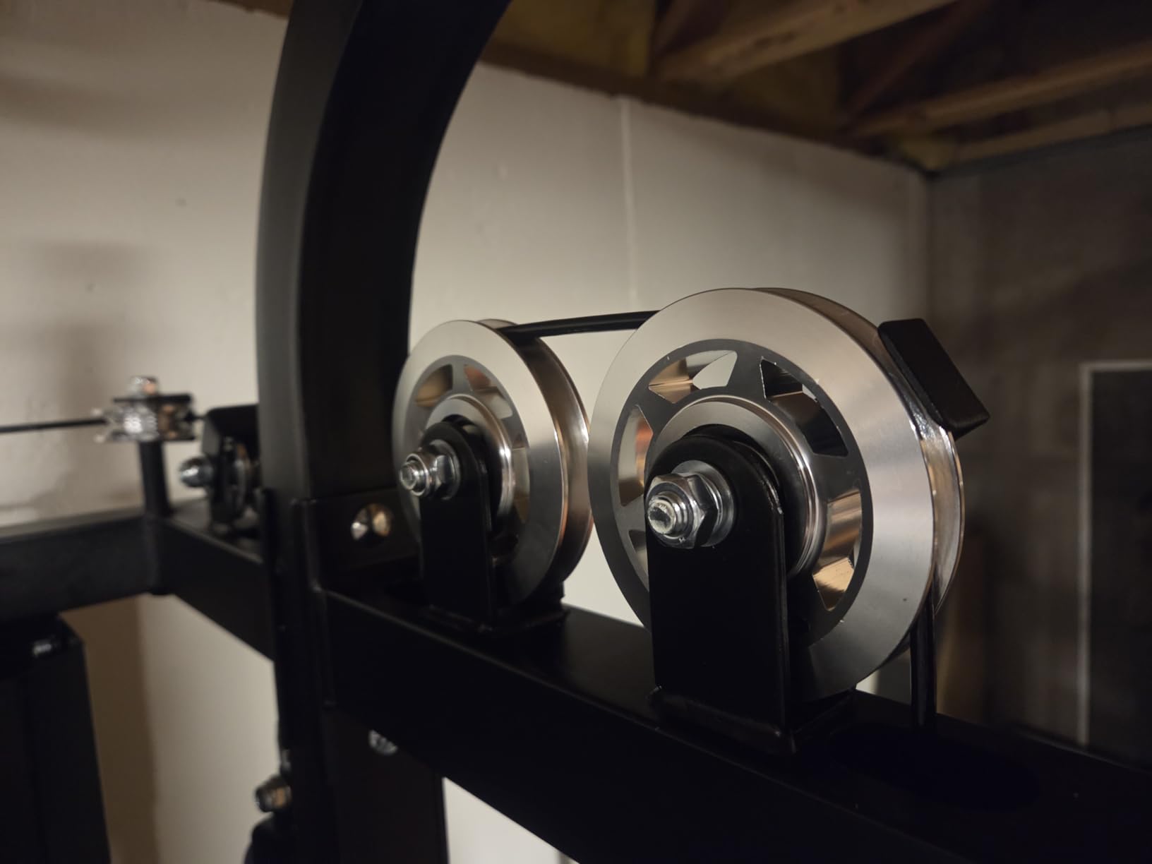 DONOW Smith Machine with Weight Stacks, Multi Function Home Gym System Training Power Cage Squat Rack Dual Cable Crossover Machine All in One customer photo 1