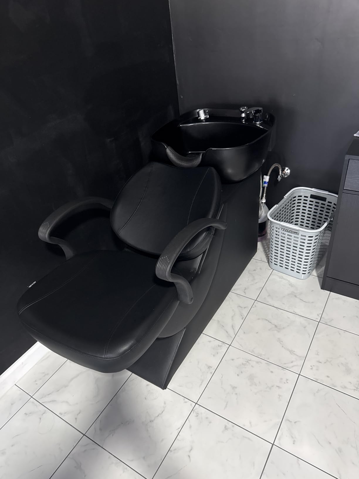 Shampoo Bowl and Chair Set for Salon, Hair Washing Station for Hair Stylist, ABS Shampoo Bowl Sink Chair with Side Store Compartment for Spa Beauty Barbershop, Black customer photo 1