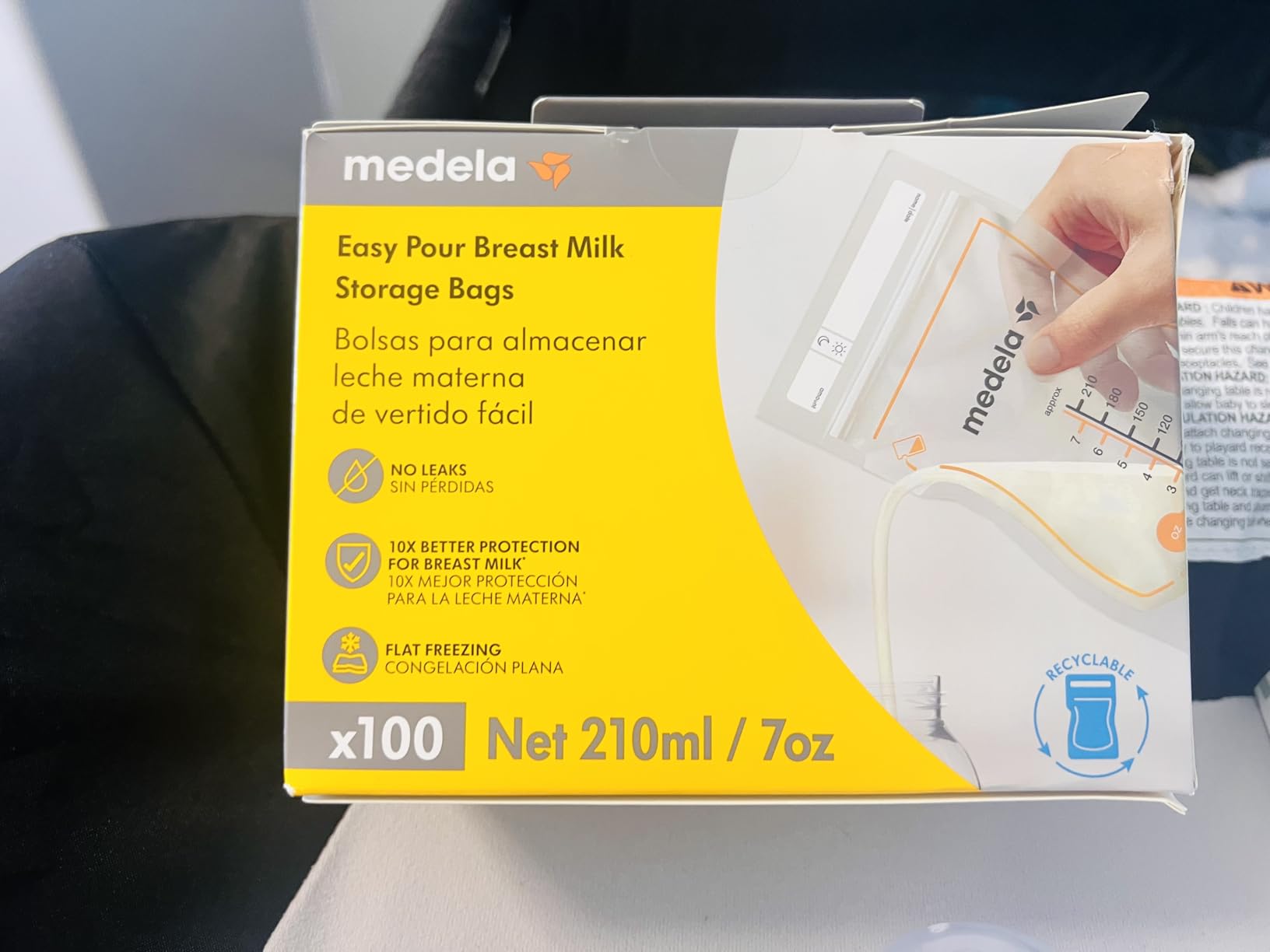 Medela Easy Pour Breastmilk Storage Bags 200 Count 7oz/210ml Disposable, Leakproof, Fast Freeze, Breast Milk Protection Recyclable & BPA Free customer photo 1