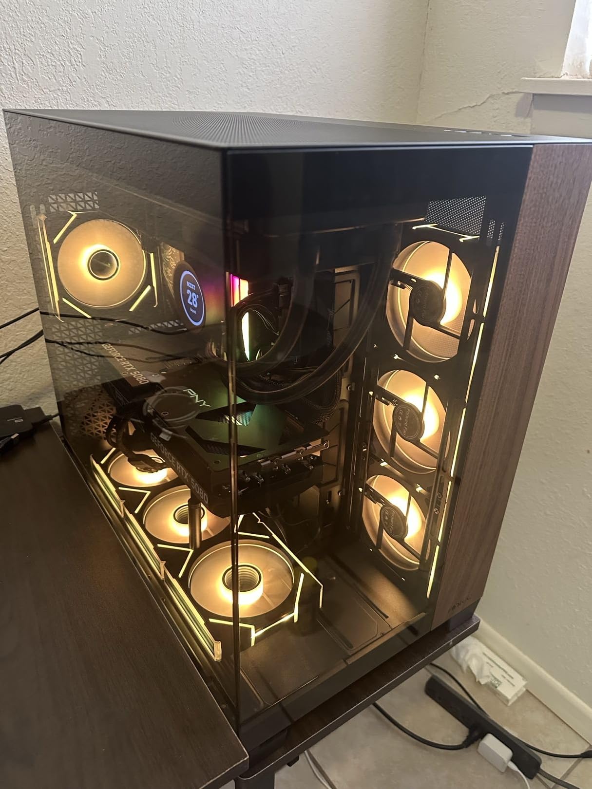 Antec C8 Wood, Wooden Front Panel, Dual-Chamber Layout, Type-C, 360mm Radiator Support, Seamless TG Front & Side Panels, RTX 40 Compatible, Full-Tower E-ATX PC Case customer photo 1