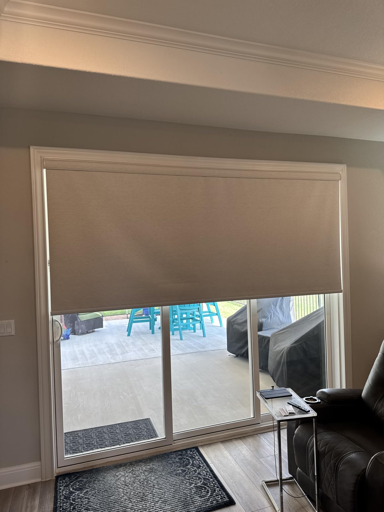 Kincmo Motorized Blinds with Remote, 100% Blackout Motorized Roller Shades Work with Apple Homekit, Alexa, Google, Custom Electric Blinds with App, Voice Control (Linen White) customer photo 1