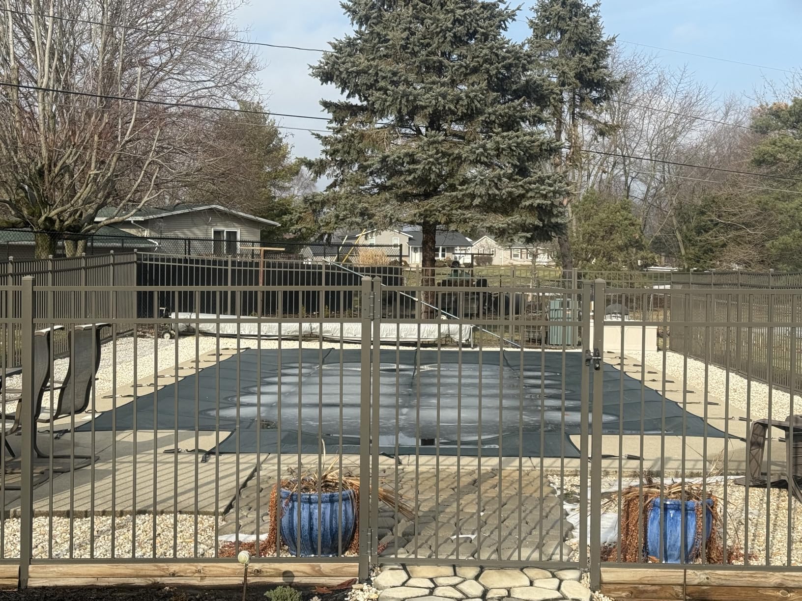VEVOR Inground Pool Safety Cover 18' x 36' Rectangle with 4x8ft Center End Step, Safety Pool Covers Green Mesh, Triple Stitched, MAX Strength Winter Safety Cover for Children & Pets customer photo 2
