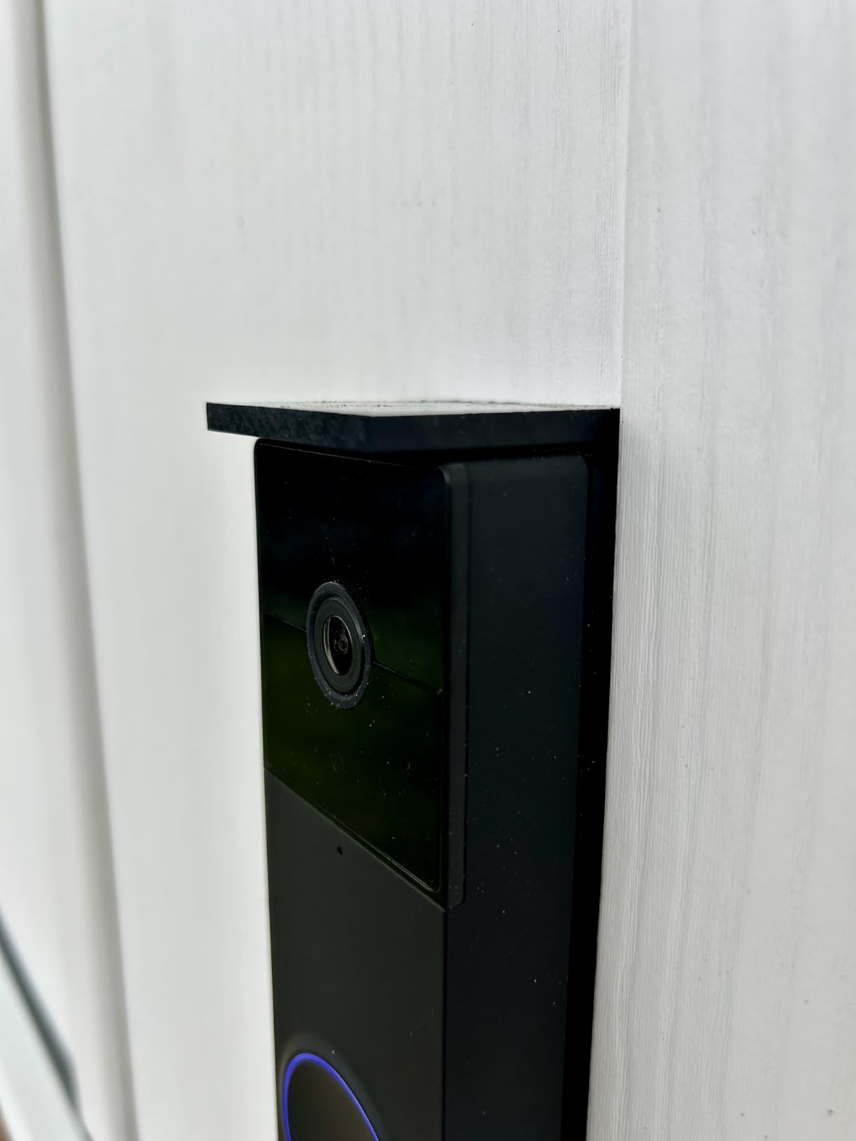 WYZE Wireless Duo Cam Video Doorbell (Chime Included), Battery Powered, 2K Full HD Video, 2 Cameras (People and Package), 2-Way Audio, Color Night Vision customer photo 1