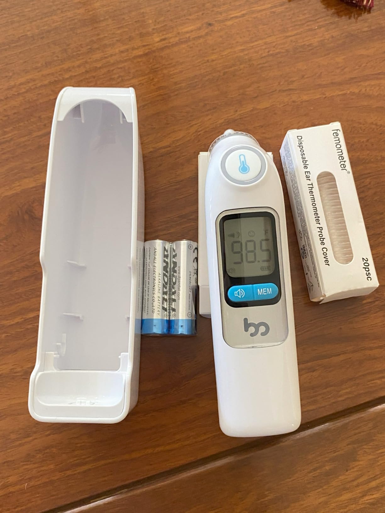 femometer Infrared Ear Thermometer for Adults & Kids, Highly Accurate, 1s Result, 30 Memory Recall, 3-Color Fever Alarm, with 21 Disposable Probe Covers & Storage Case customer photo 2