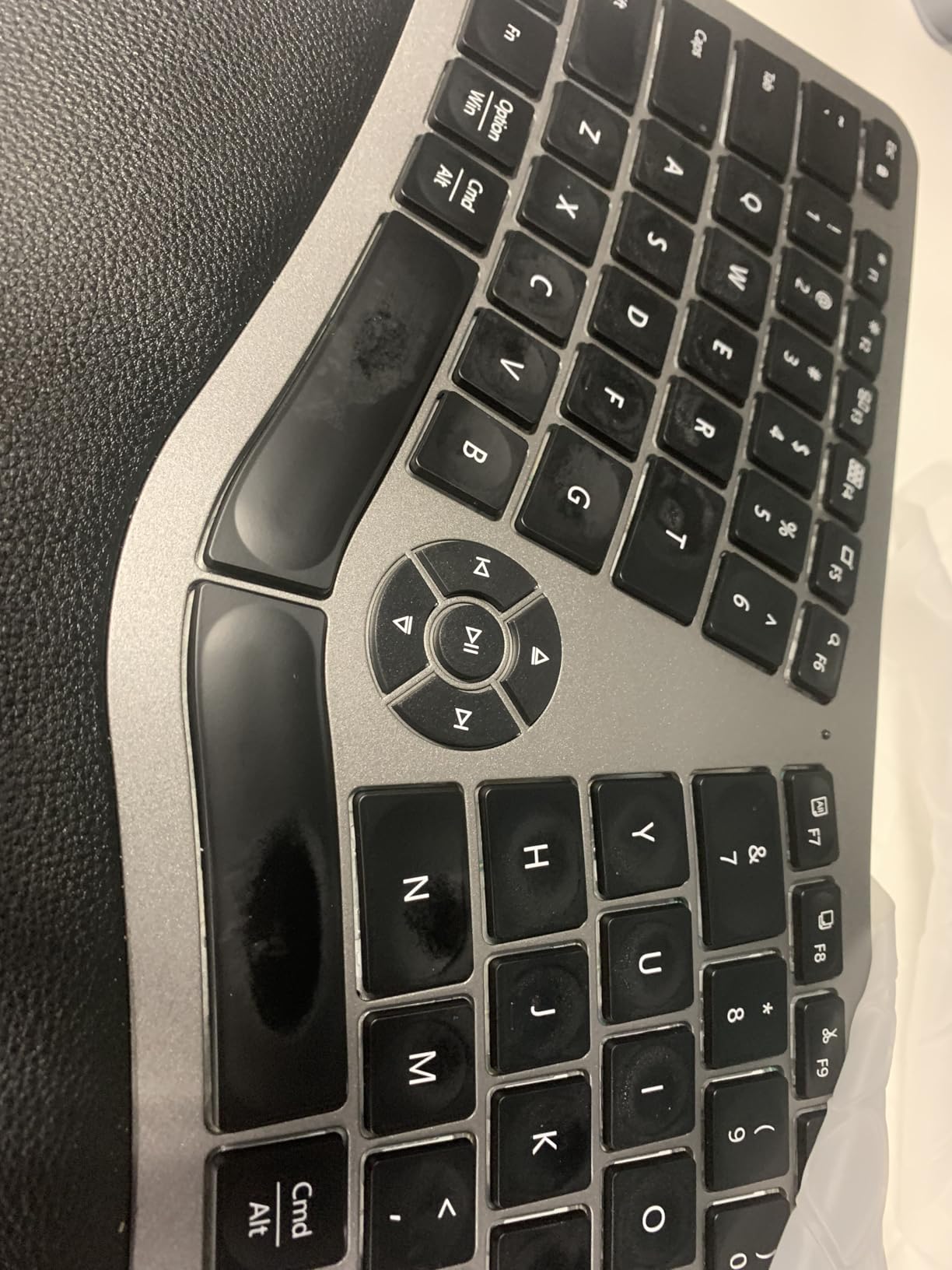 ProtoArc Backlit Bluetooth Ergonomic Keyboard, EK01 Plus Full Size Wireless Split Keyboard with Dual Bluetooth and USB, Cushioned Wrist Rest, Rechargeable, Compatible with Windows/Mac/Android, Blue customer photo 2