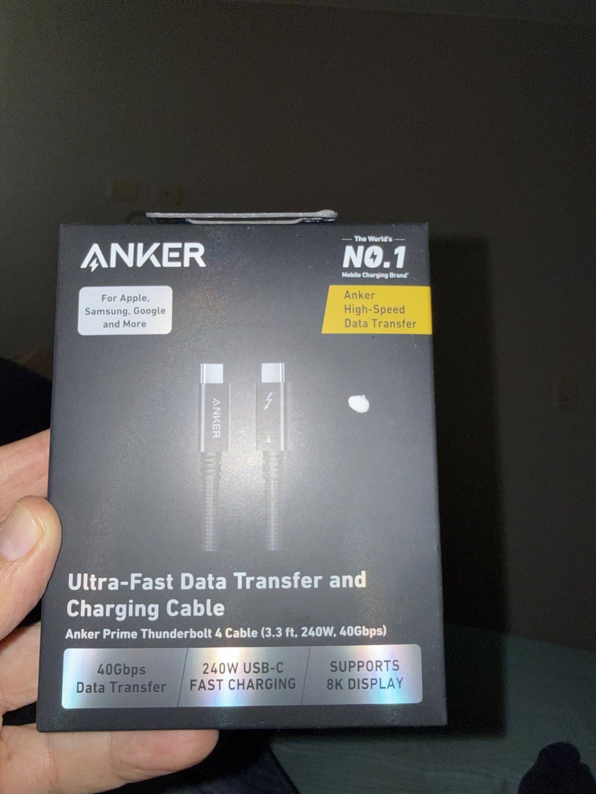 Anker Prime Thunderbolt 4 Cable, 3.3 ft USB C to USB C Cable, 240W Charging, 40Gbps Data Transfer, Supports 8K/4K Displays, for iPhone 16 Series, MacBook Air, iPad, Samsung (Thunderbolt 4-Certified) customer photo 2