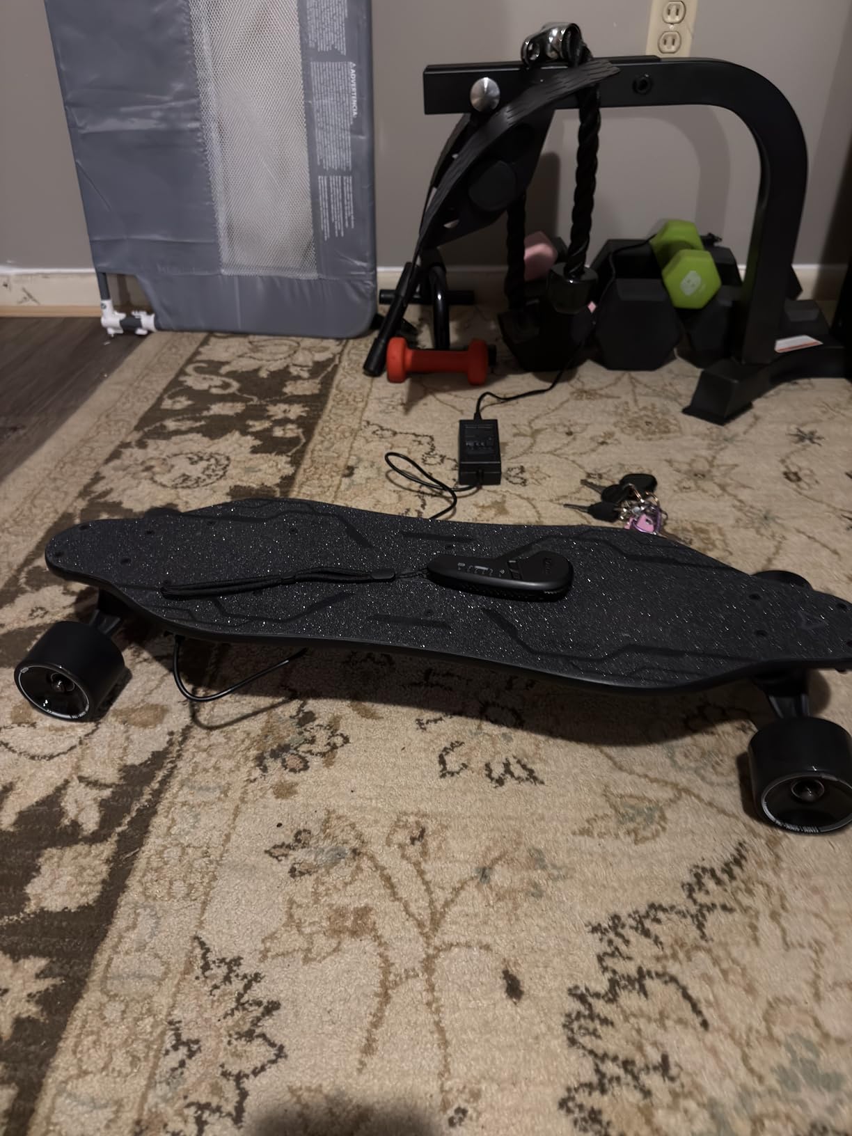 MEEPO Campus V3 Series/Envy Electric Skateboard with Remote, Top Speed Up to 29 Mph, 4 Speed Smooth Braking, Easy Carry Handle Design customer photo 1
