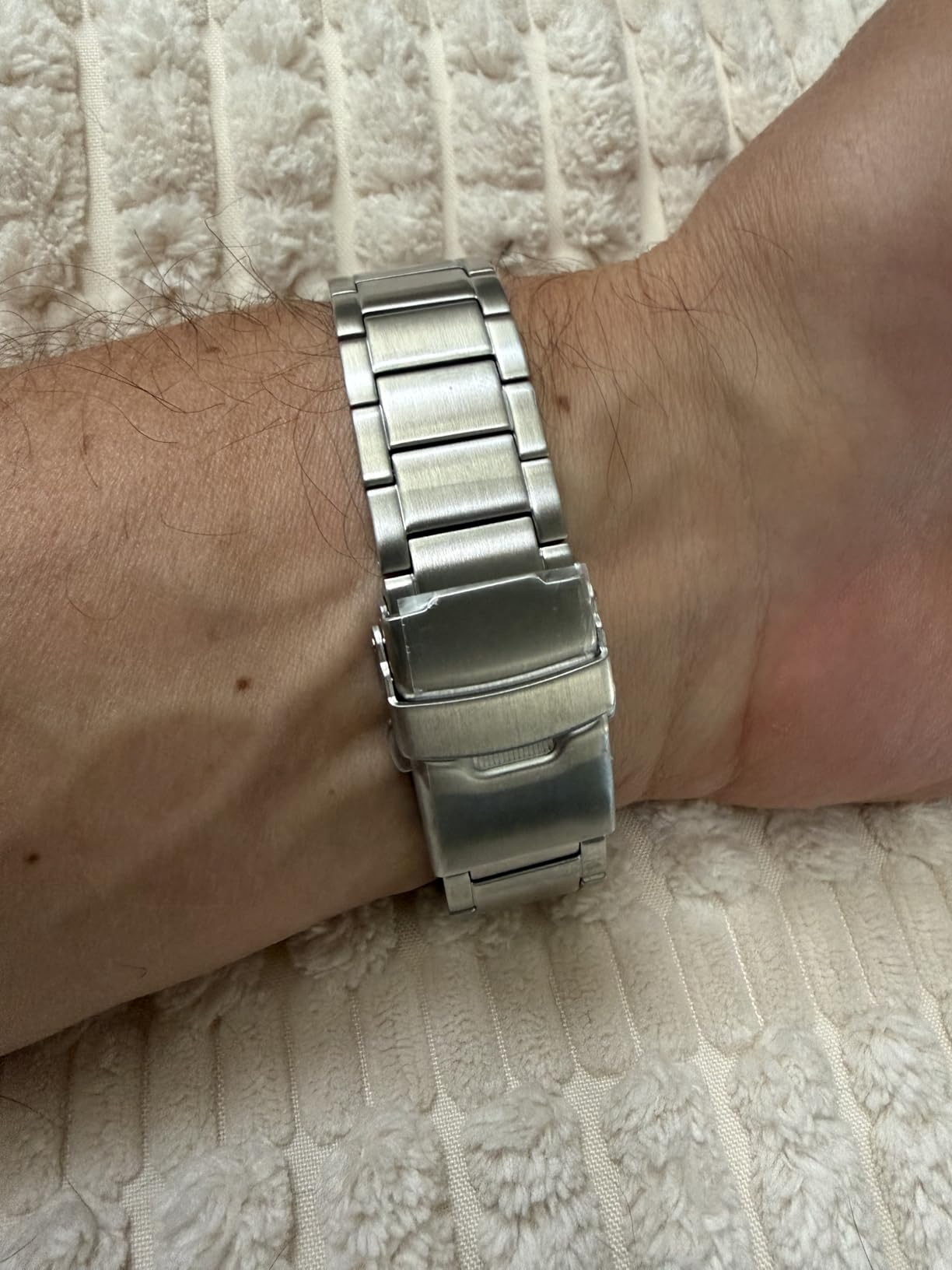 WOCCI 22mm Heavy-duty Metal Watch Band for Men, 316L Stainless Steel, Double Locking Deployant Clasp (Space Grey) customer photo 2
