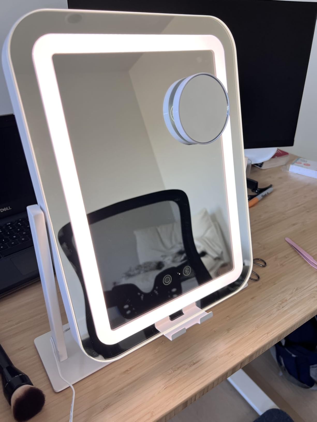 Dripex 5-in-1 Lighted Vanity Mirror with Bluetooth Speaker & Wireless Charging, 15