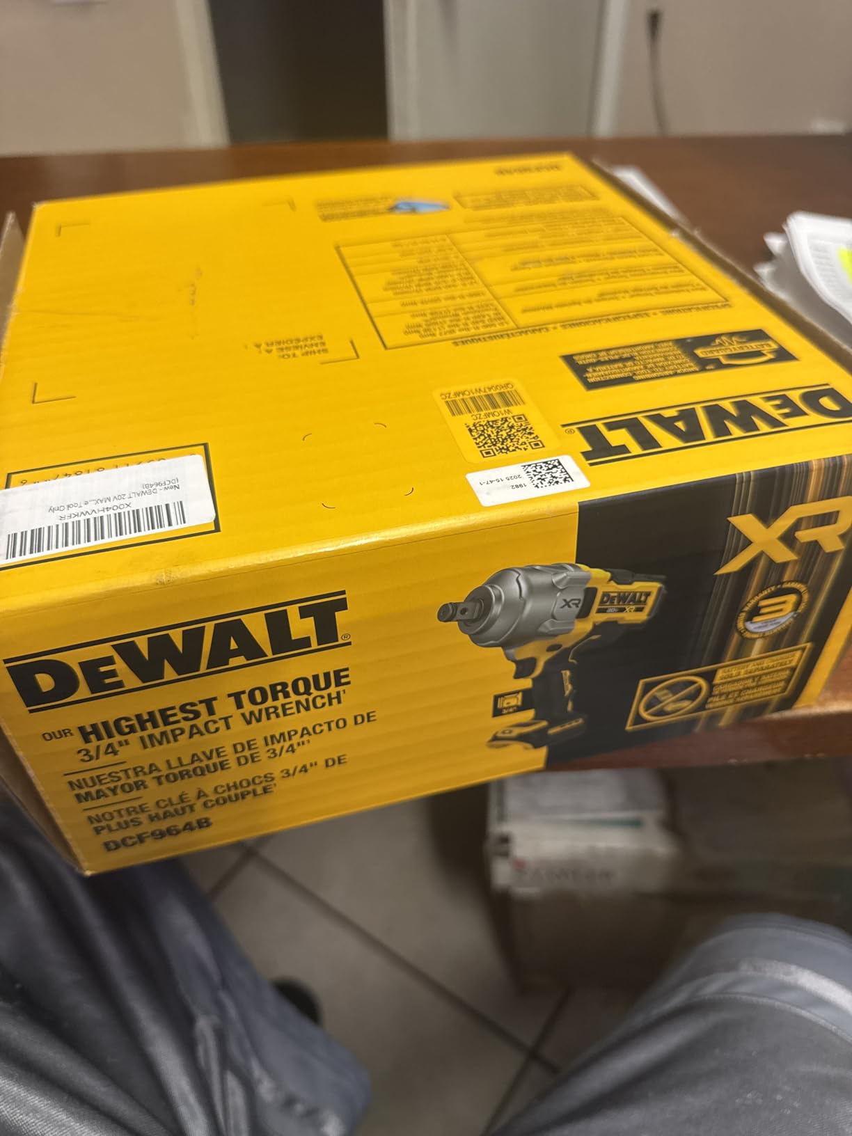 DEWALT 20V MAX XR 3/4 Inch Cordless Impact Wrench Brushless with Hog Ring Anvil, High Torque (DCF964B) customer photo 2