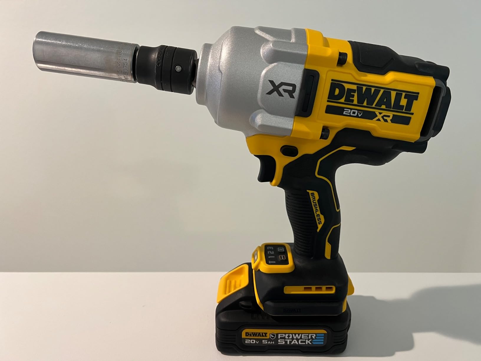 DEWALT 20V MAX XR 3/4 Inch Cordless Impact Wrench Kit with POWERSTACK Battery and Charger (DCF964GH1) customer photo 1