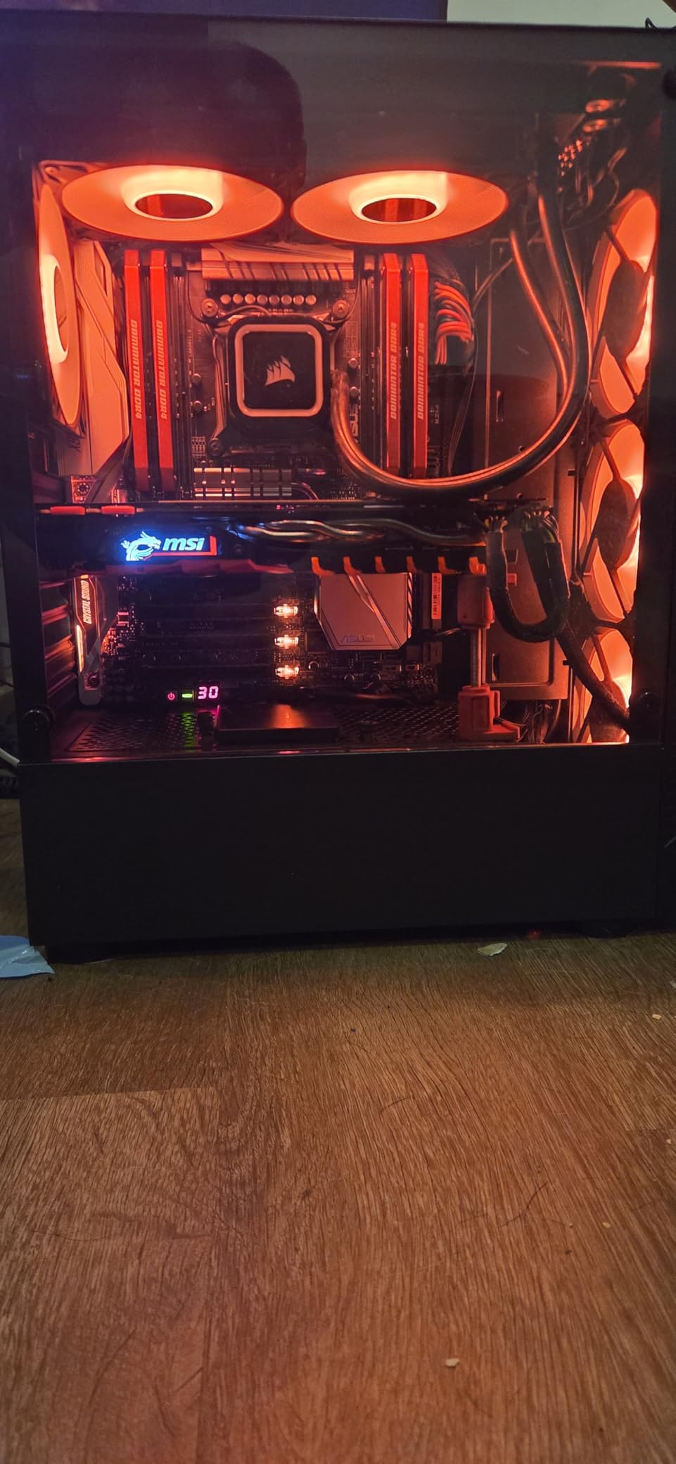 ARCTIC P12 Pro A-RGB - Powerful Premium Fan, 120 mm PWM Fan with Y-Cable Splitter, 600-3000 RPM, 0 RPM <5% PWM, 5V Digital RGB, Fluid Dynamic Bearing, 4-Pin - Black customer photo 1