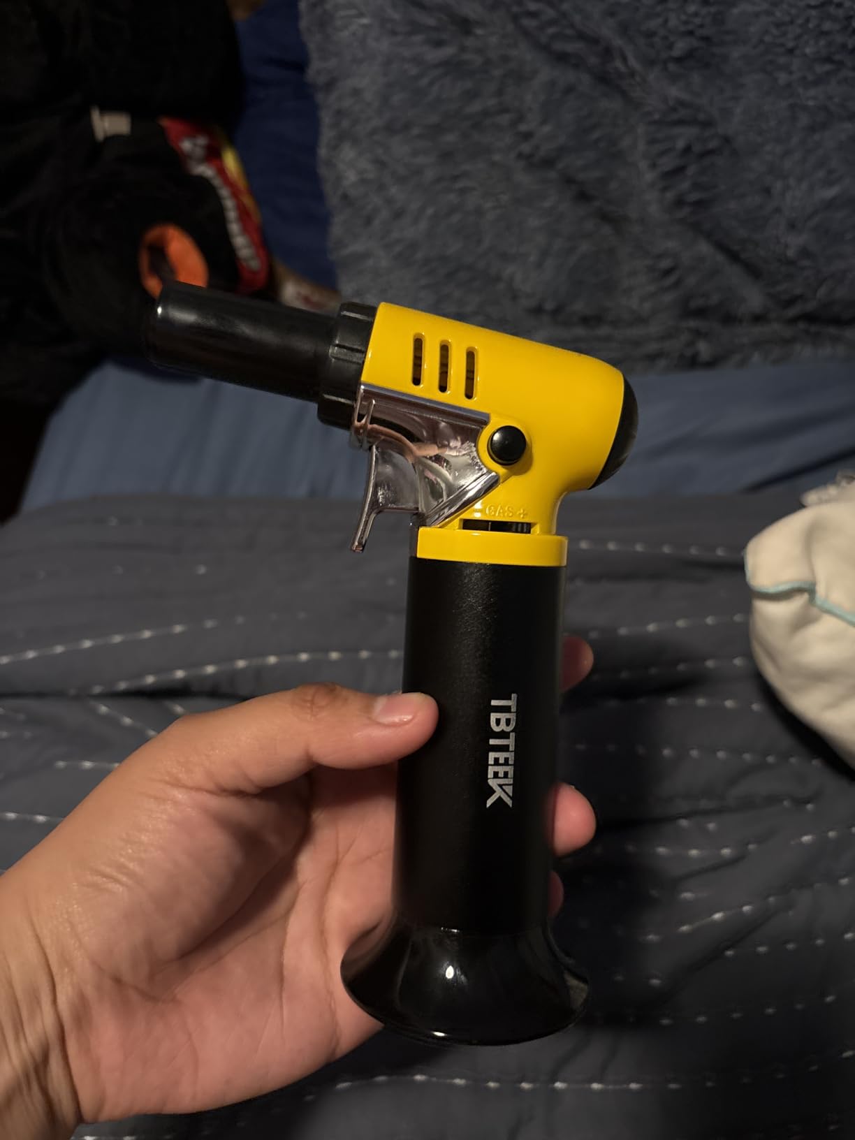 TBTeek Butane Torch with Fuel Gauge T907, One-hand Operation Kitchen Torch Lighter with Adjustable Flame for BBQ, Baking, Brulee Creme, Crafts and Soldering(Butane Gas Not Included) customer photo 2