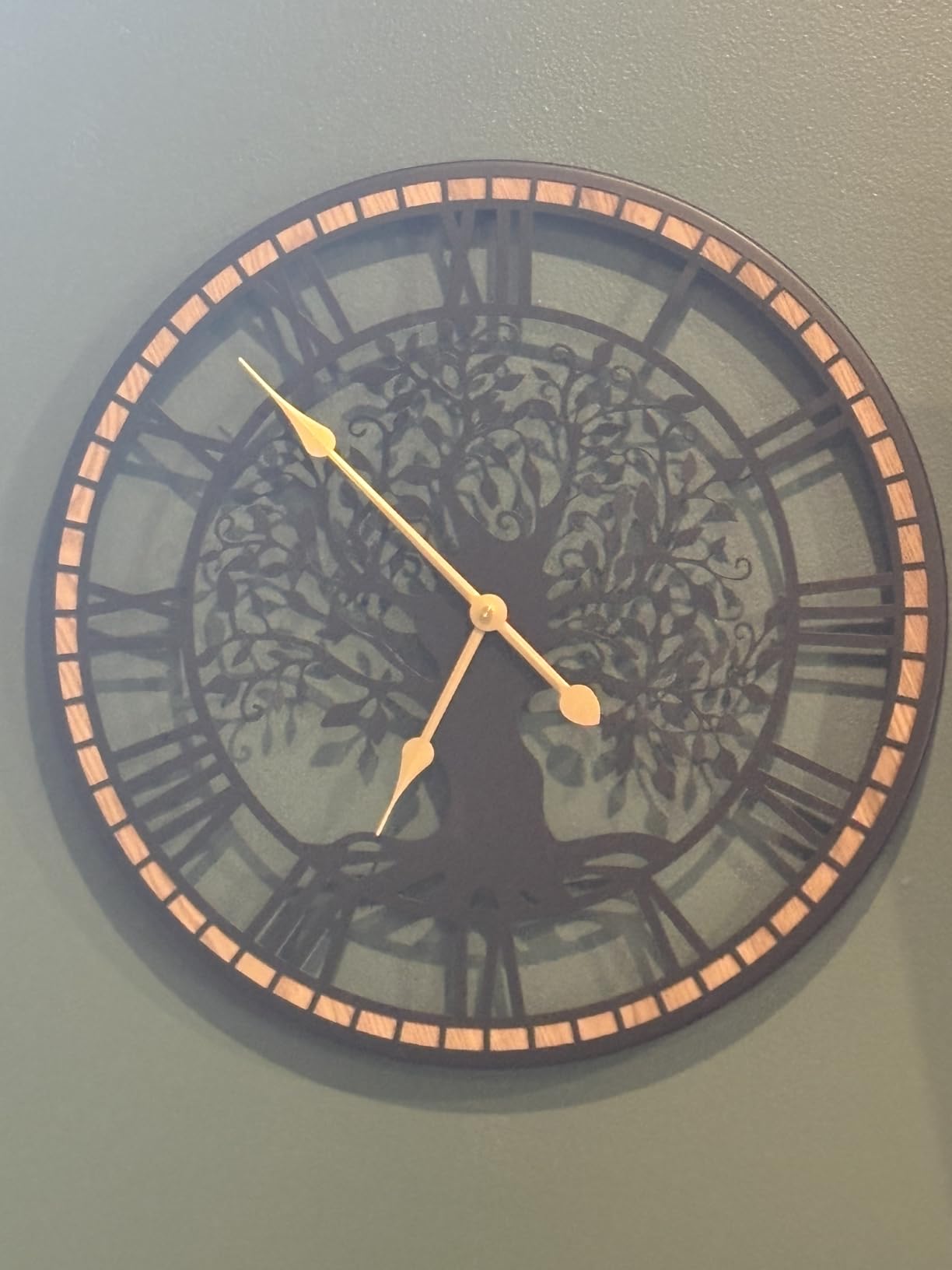 Micasso Farmhouse Large Wall Clock: 24Inch Rustic Tree of Life Metal with Wood Frame - Vintage Battery Operated Wall Clocks for Living Room/Office/Bedroom - Home Decor for Fashion-Conscious customer photo 2