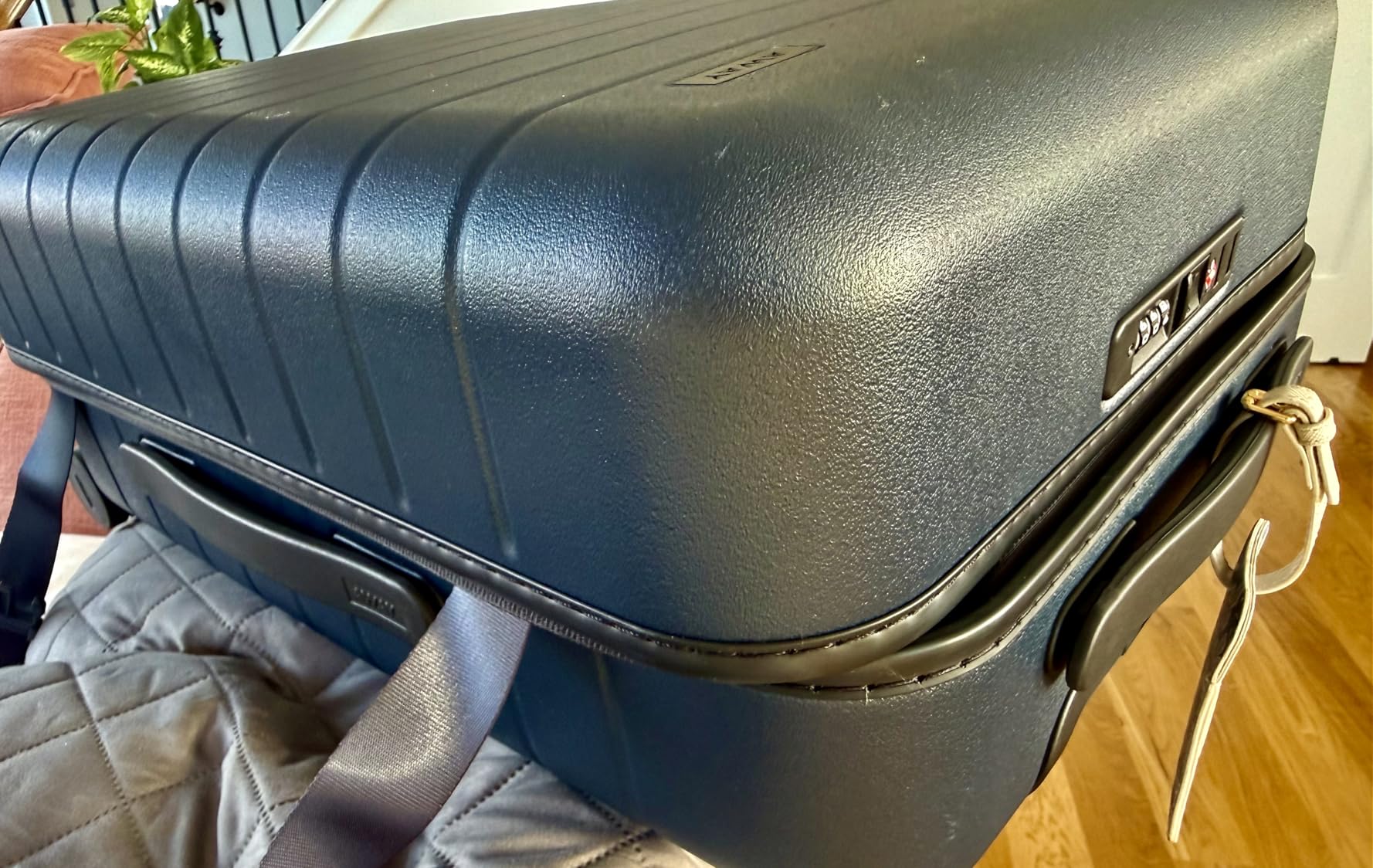 Away Bigger Carry-On Luggage - 23-Inch Lightweight Hardside Suitcase with 360° Spinner Wheels, Interior Compression System, TSA-Approved Lock - Sea Green customer photo 1