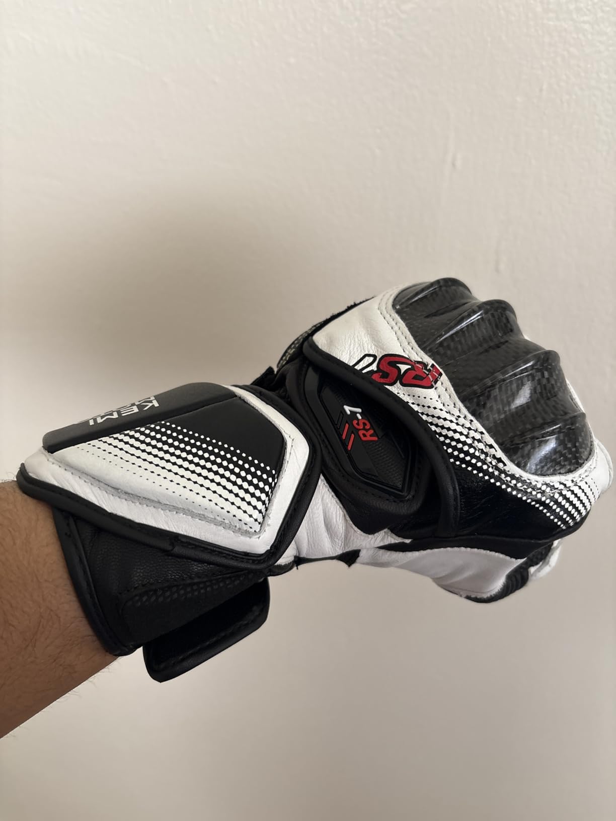 KEMIMOTO Leather Motorcycle Gloves for Men and Women, CE-Certified, ESA Cushioning Kevlar Carbon Fiber Knuckle Protection customer photo 1
