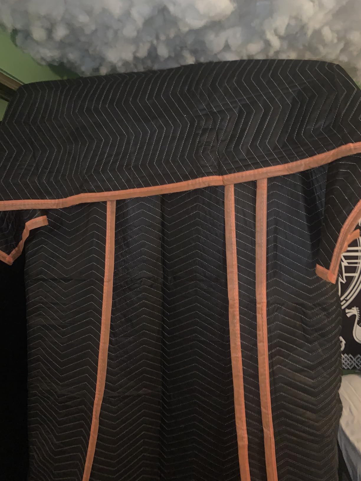 Amazon Basics Reinforced Tear-Resistant Moving Blankets, 72