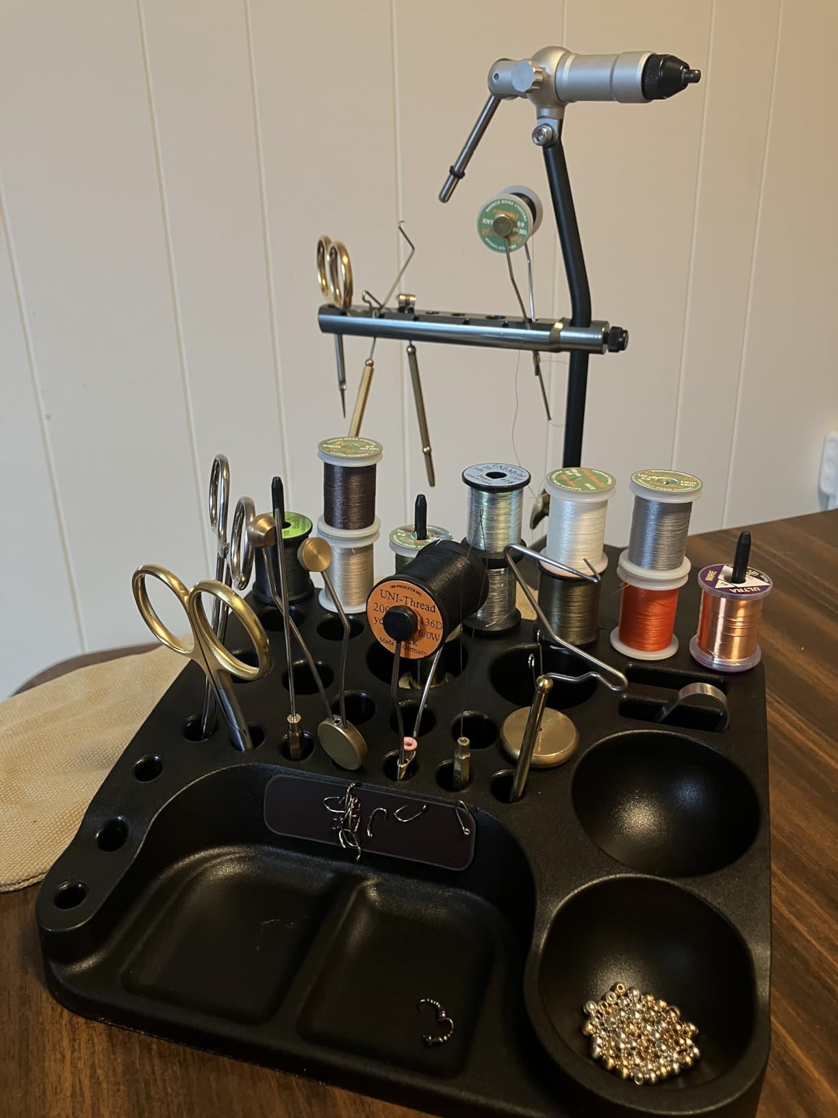 Aventik ABS Fly Tying Tool Caddy Desktop Organizer with Soft Magnets&Thread Spool Stand Fly Tying Tool Holder and Materials Tray Station customer photo 2