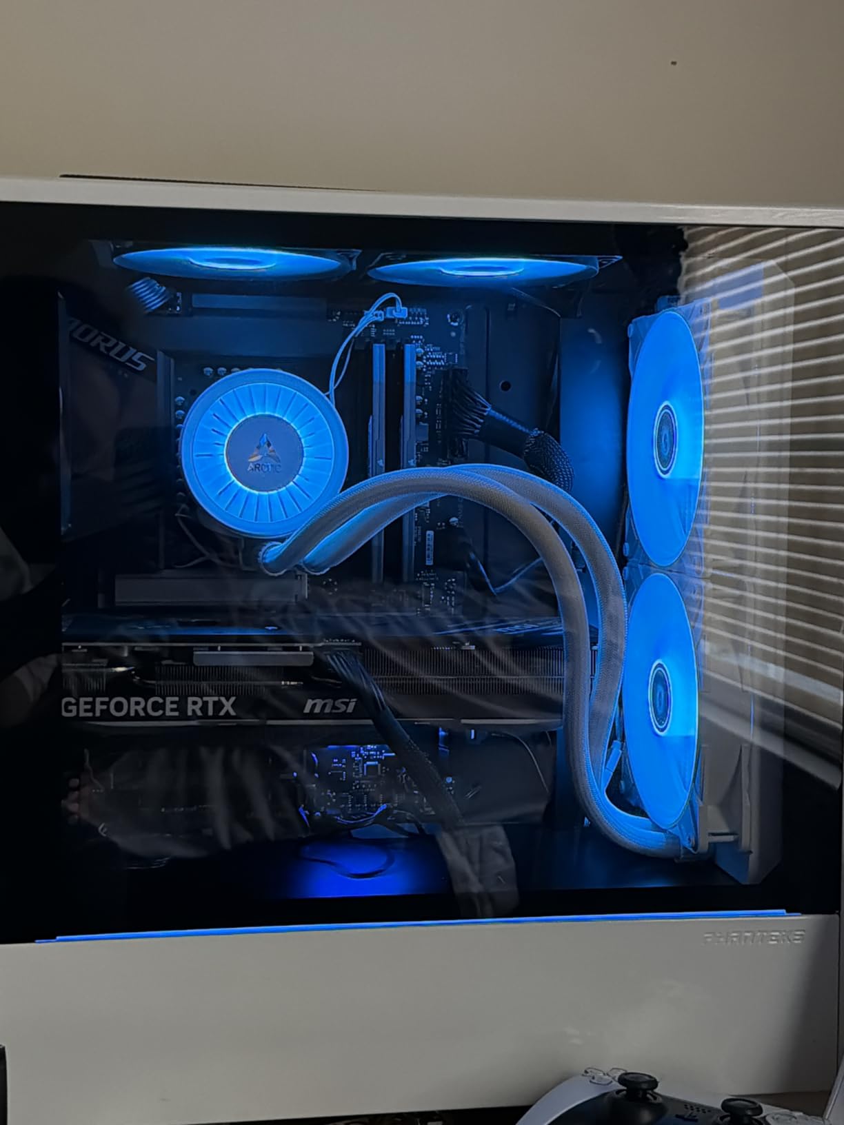 ARCTIC Liquid Freezer III Pro 280 A-RGB - AIO CPU Cooler, 2 x 140 mm Water Cooling, 38 mm Radiator, PWM Pump, VRM Fan, AMD AM5/AM4, Intel LGA1851/1770 Contact Frame - Black customer photo 2