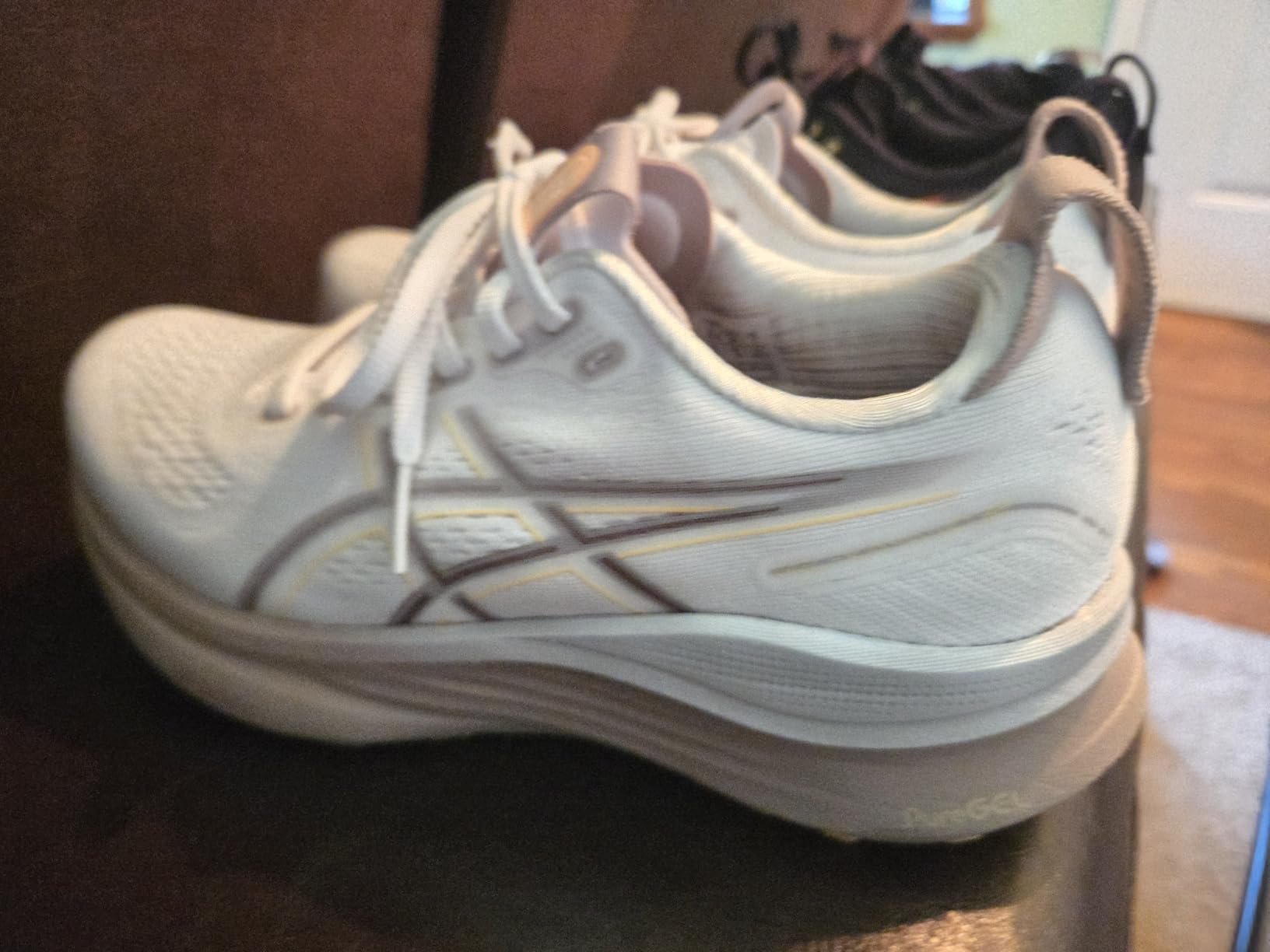 Women's Gel-Kayano 32 Running Shoes customer photo 1