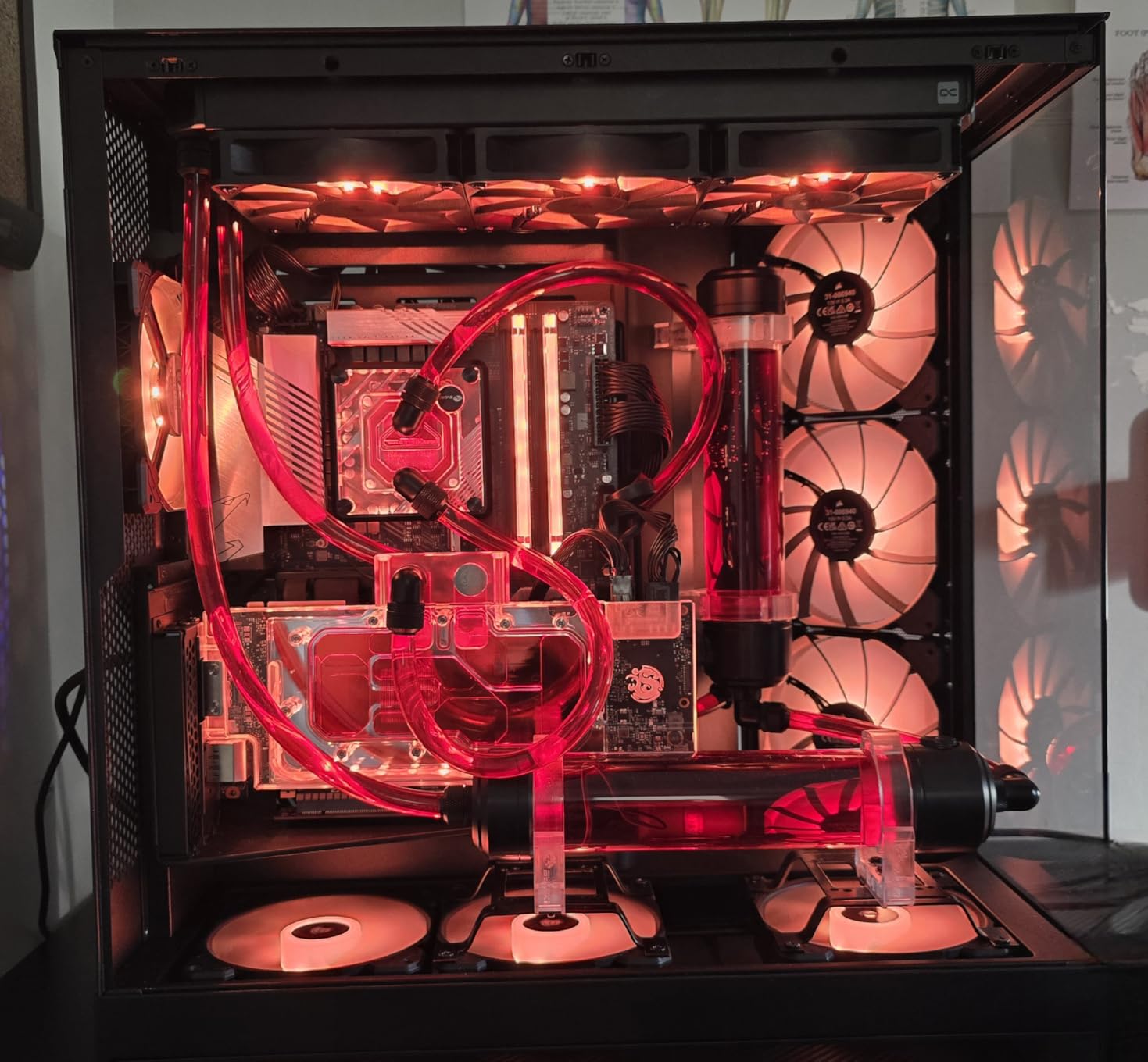 NZXT H9 Flow (2025) - Large Dual-Chamber ATX Mid-Tower Airflow PC Case - Includes 3 x 140mm & 1 x 120mm Fans - 420mm Radiator Support - Tempered Glass - Back-Connect Ready - Black customer photo 1
