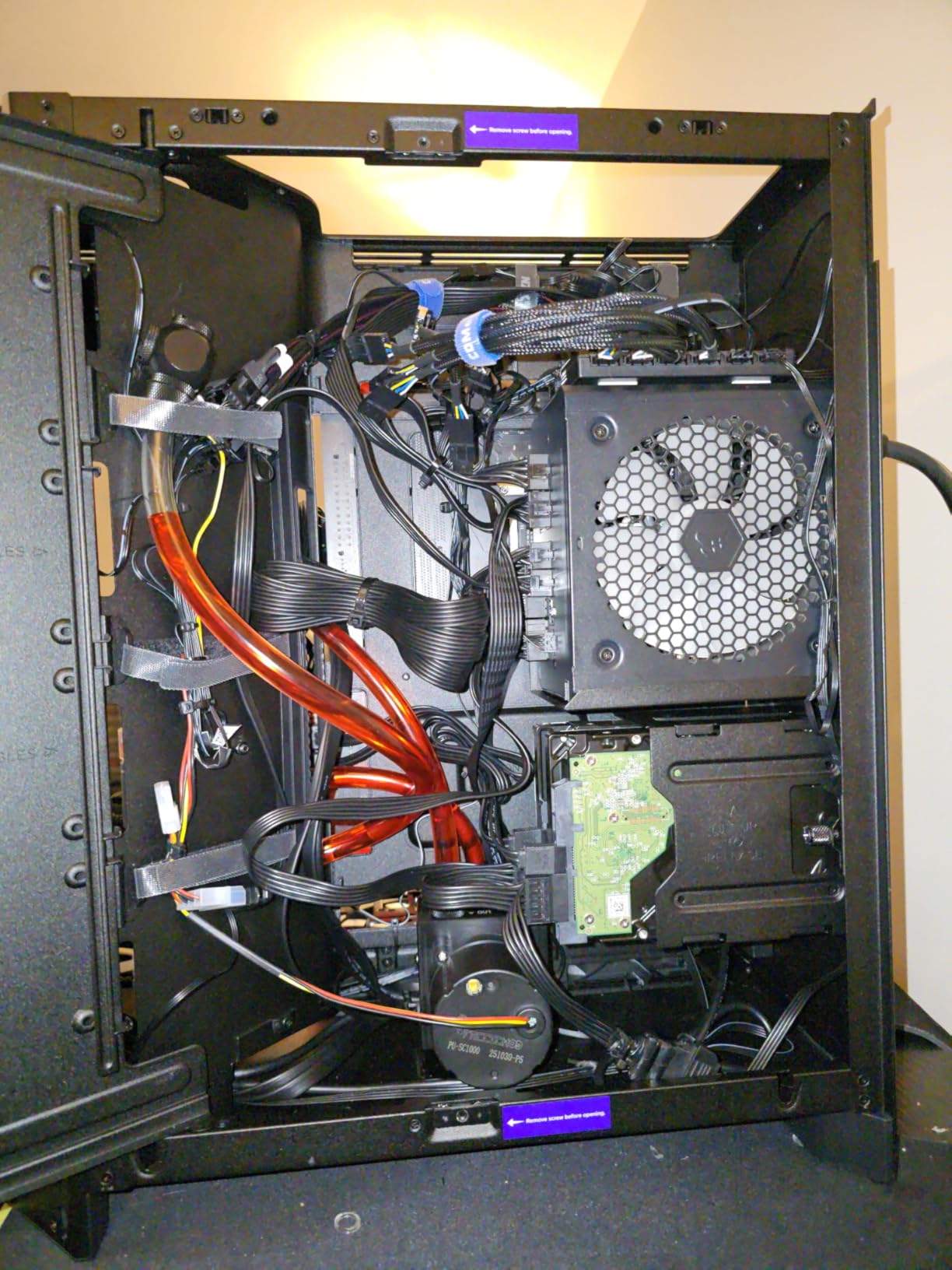 NZXT H9 Flow (2025) - Large Dual-Chamber ATX Mid-Tower Airflow PC Case - Includes 3 x 140mm & 1 x 120mm Fans - 420mm Radiator Support - Tempered Glass - Back-Connect Ready - Black customer photo 2