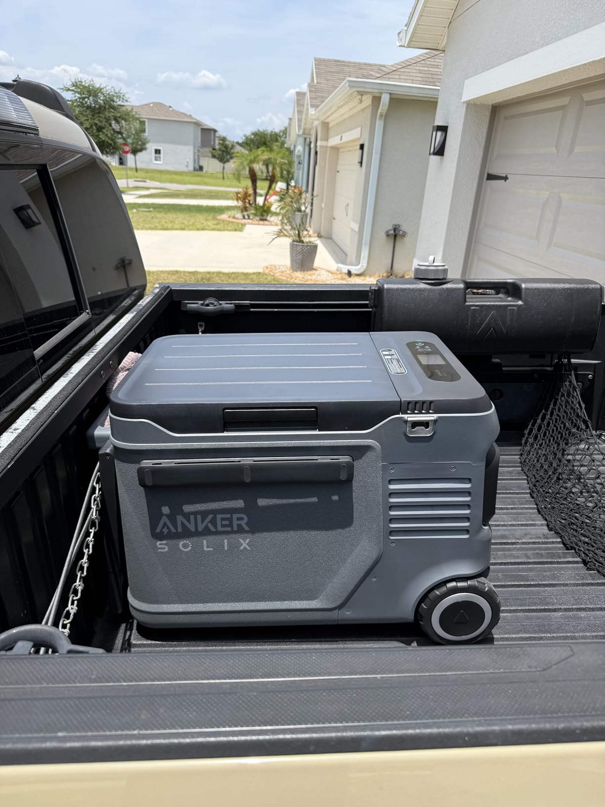 Anker SOLIX EverFrost 2 40L Cooler, 61 qt Car Refrigerator, Electric Cooler with 288Wh Battery, Powered by AC/DC or Solar, for Outdoor Camping, Travel, and Fishing, Fits in Trucks customer photo 2