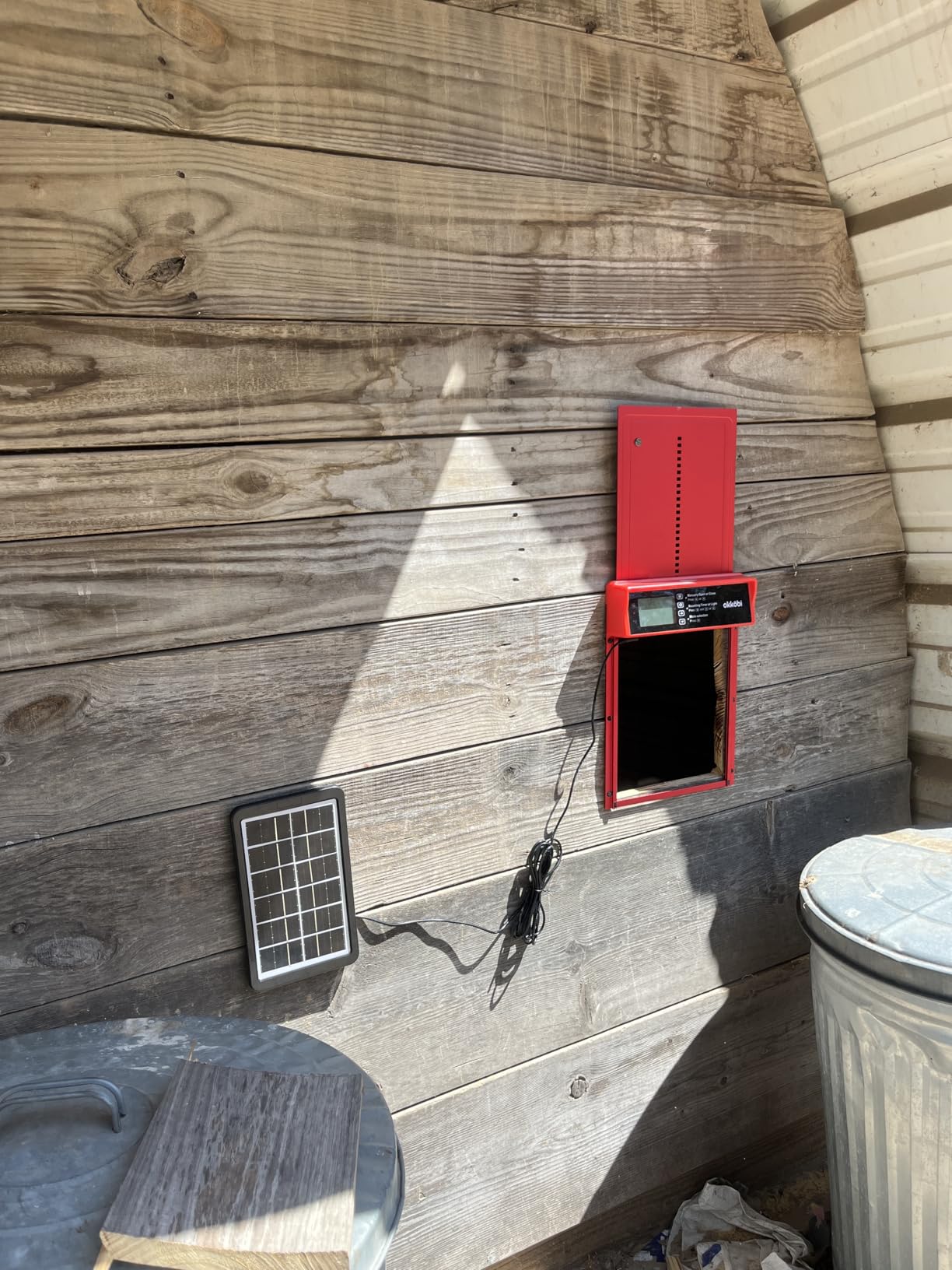 Okkobi Automatic Chicken Coop Door Solar Powered - LCD Display - Chicken Coop Door with Remote Control, Light Sensor & Timer - Security & Peace of Mind: Anti-Pinch Function - 5-Year Protection - Red customer photo 2
