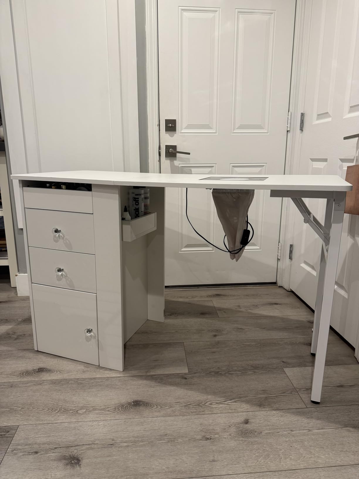 Foldable Nail Table with Dust Collector, Manicure Desk for Nail Tech, with LED Lamp, Wrist Rest, Rolling Nail Table for Salon, Home Beauty Workstation, Compact Nail Station with Storage (White) customer photo 1