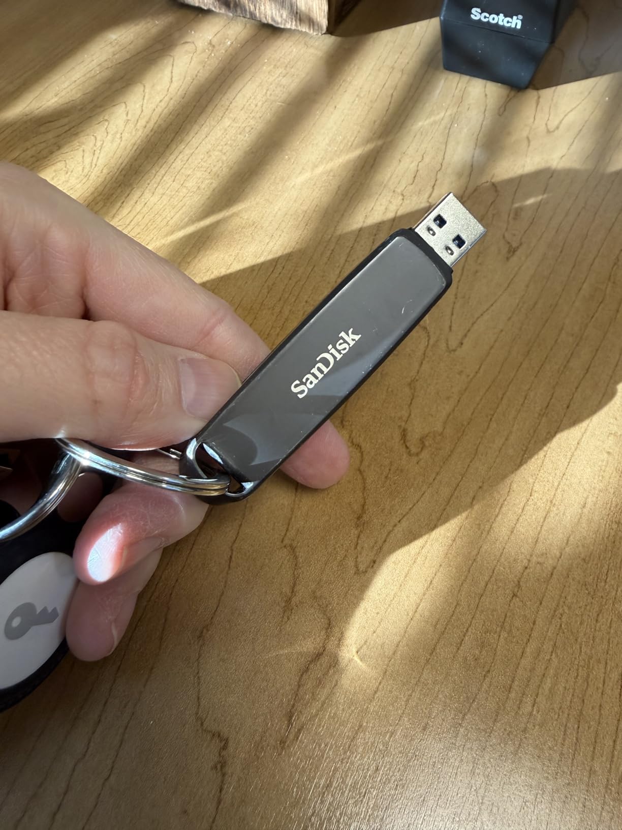 SANDISK 512GB Extreme PRO Dual Drive - Up to 1,000MB/s, USB Type-C, and USB Type-A, High-Performance Flash Drive - SDDDE1-512G-G46 customer photo 1