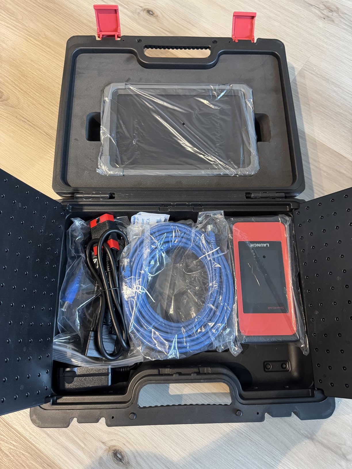 Launch X431 PRO3 V+ Elite, 2026 SmartlinkC 2.0 Bidirectional Scan Tool with J2534 Protocol, HD Trucks Scanner, 10.1 inch, Topology Map, 60+ Service, Online Code, CANFD/DoIP/D-PDU, FCA, 2 Yrs Update customer photo 2