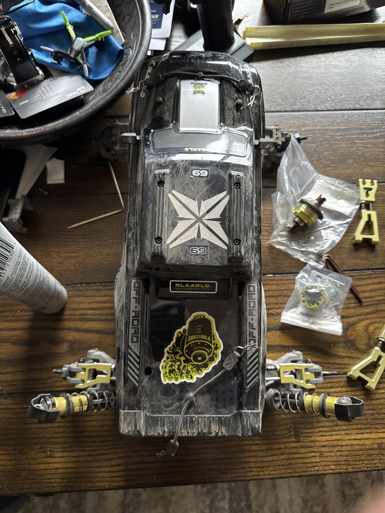 RIAARIO 1:10 Brushless RC Cars, Monster Truck, 50+ MPH, 4WD, Waterproof, Carbon Fiber, Black, Ages 8+ customer photo 2