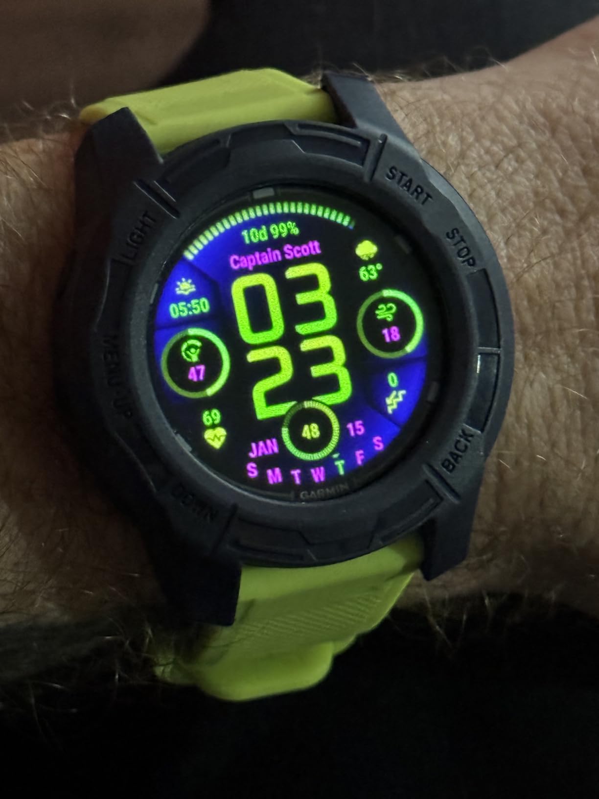 Garmin Descent G2 Watch-Style Dive Computer, Bright AMOLED Display, Multiple Dive Modes customer photo 1