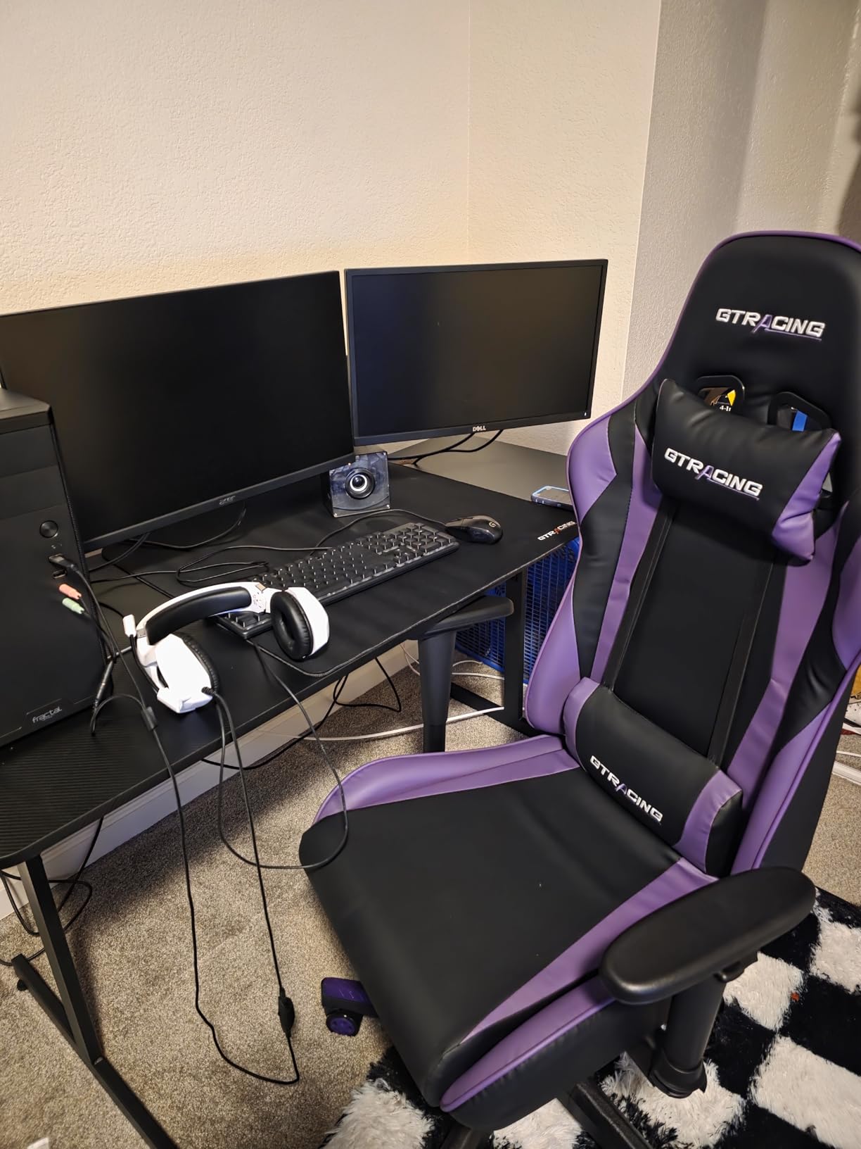 GTPLAYER 55 Inch Gaming Desk with LED Lights, Large Computer Desk with Mouse Pad for Home Office, T-Shaped Carbon Fibre Surface PC Game Workstations customer photo 1