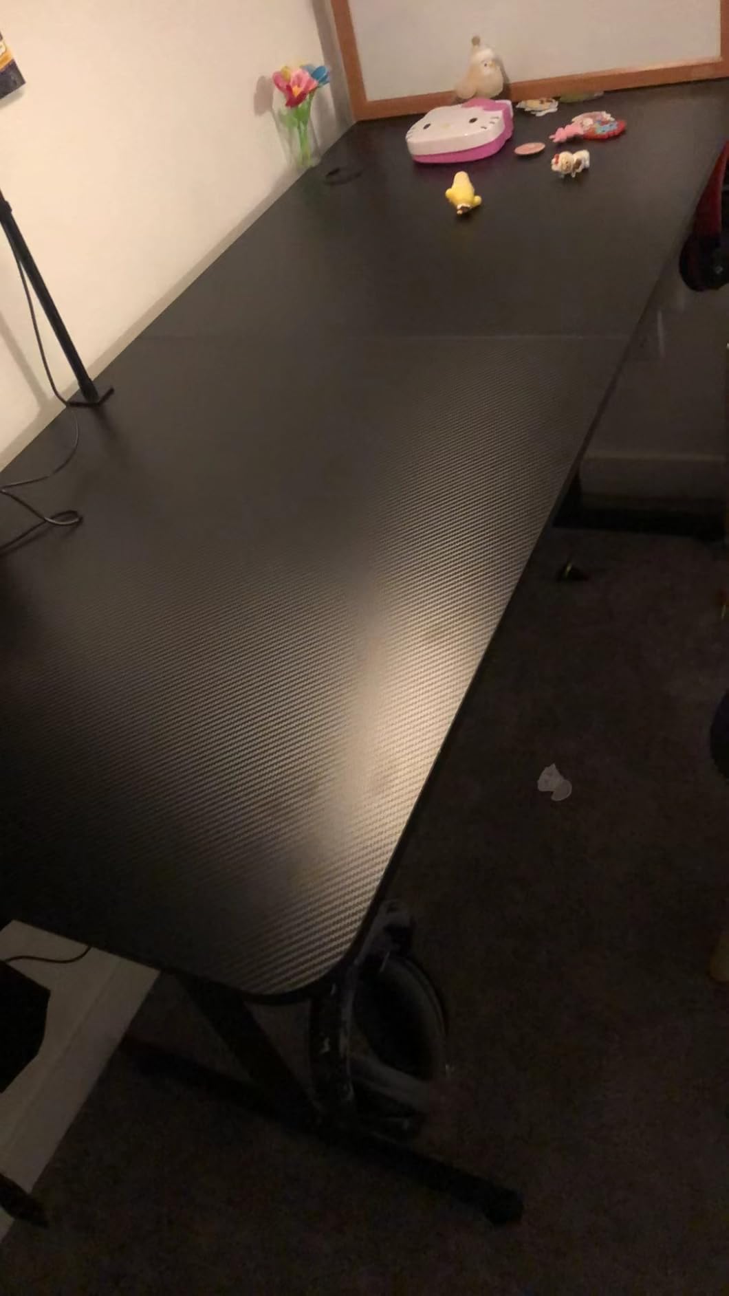 GTPLAYER 55 Inch Gaming Desk with LED Lights, Large Computer Desk with Mouse Pad for Home Office, T-Shaped Carbon Fibre Surface PC Game Workstations customer photo 2