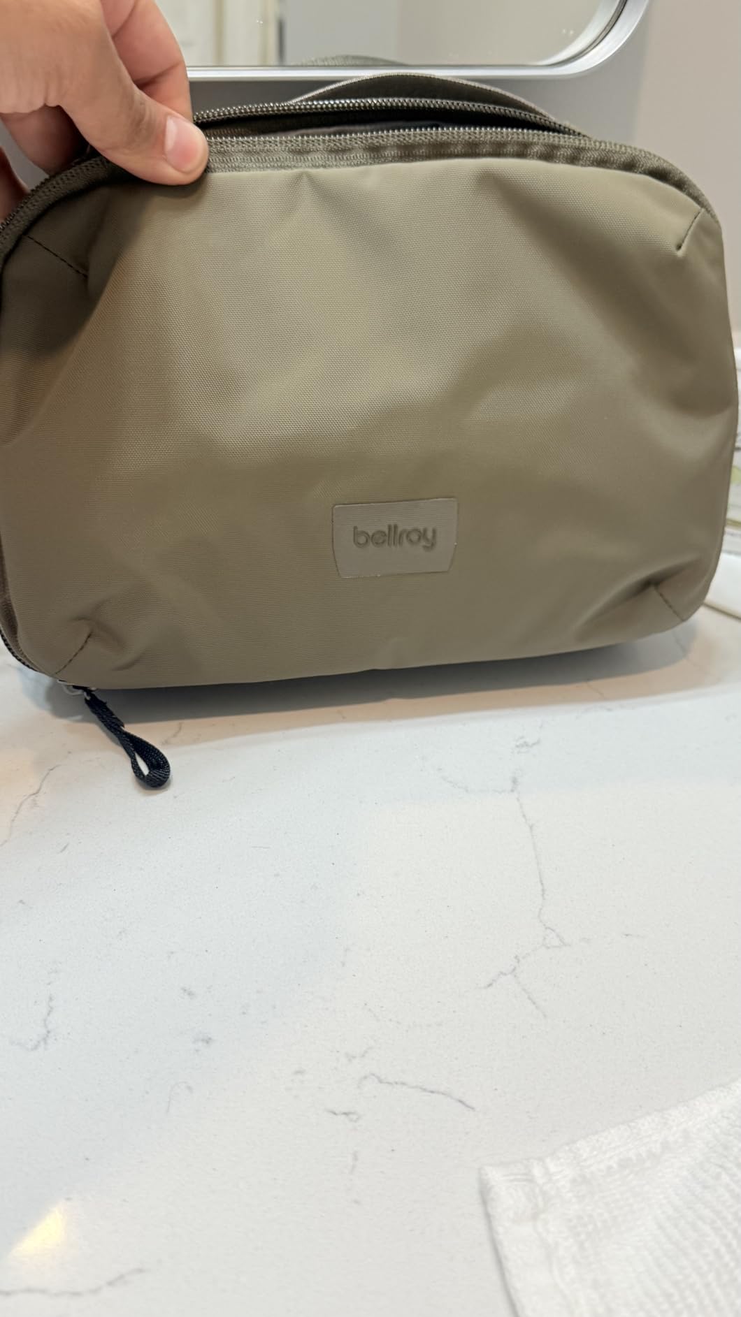 Bellroy Hanging Toiletry Kit (hanging 3 liter toiletry bag for men and women, and designed for travel) - Stone customer photo 1